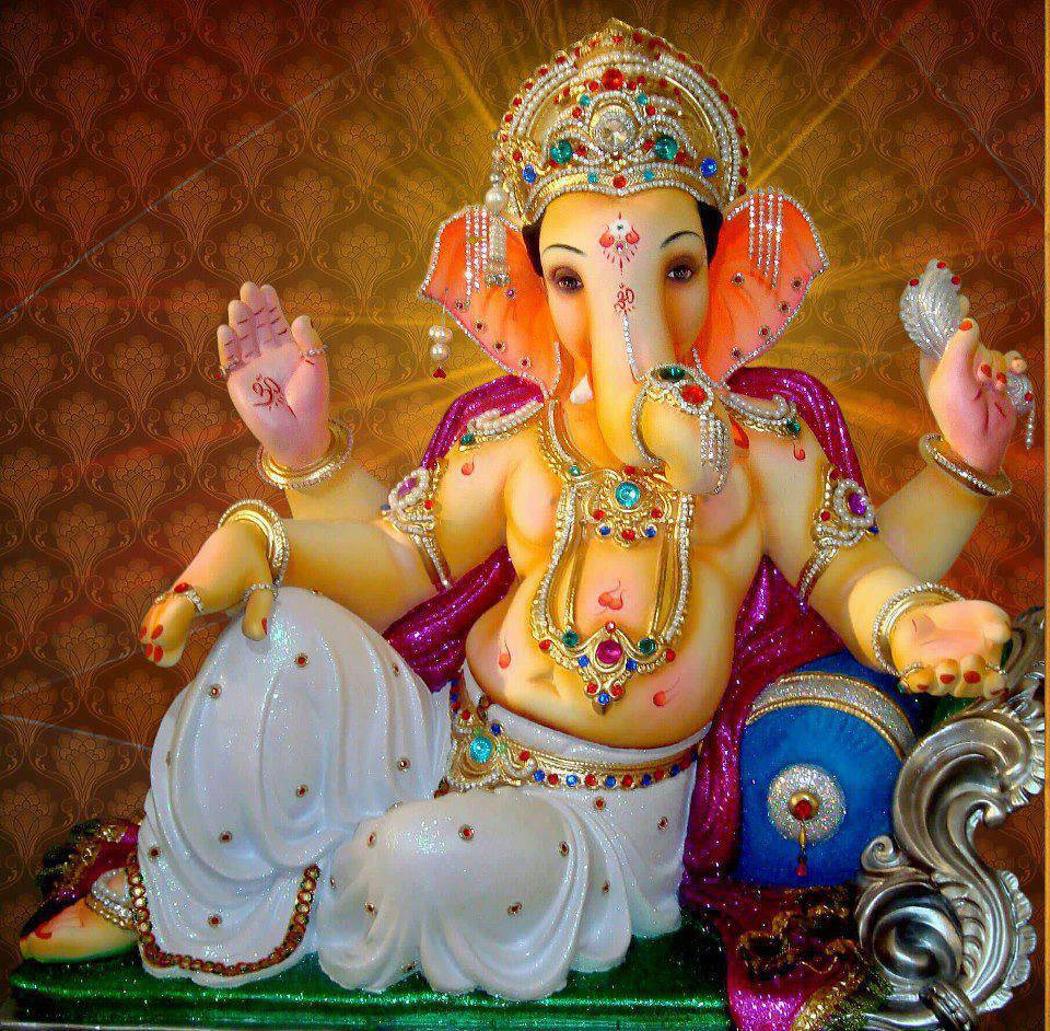 Ganpati HD, golden Ganesha statue, jeweled throne, SD Desktop Wallpaper
