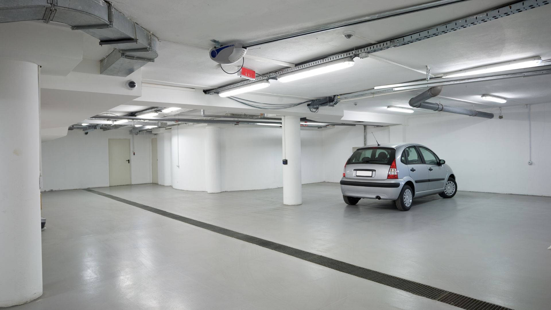 silver car, underground garage, white pillars, Full HD Desktop Wallpaper