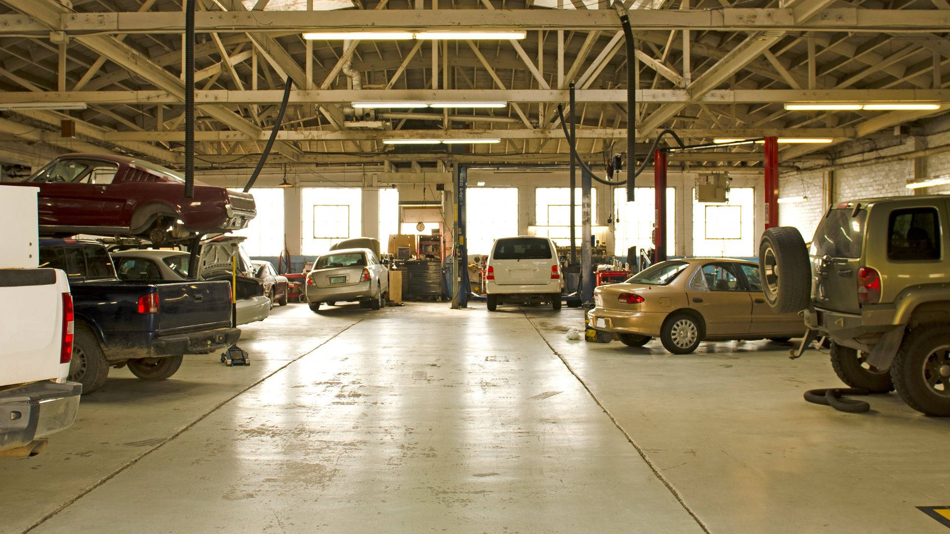 Car Garage, automobile repair shop, vehicles on lifts, Full HD Desktop Wallpaper