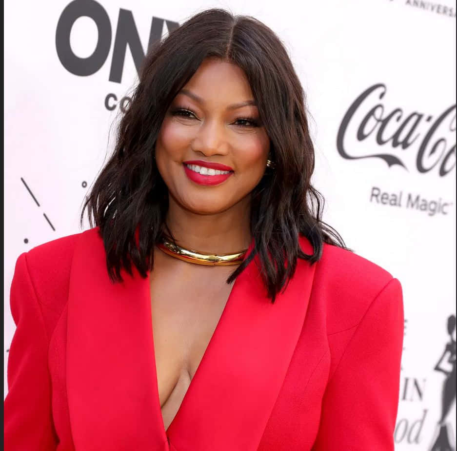 Garcelle Beauvais, bold red blazer, gold choker, SD Desktop Wallpaper