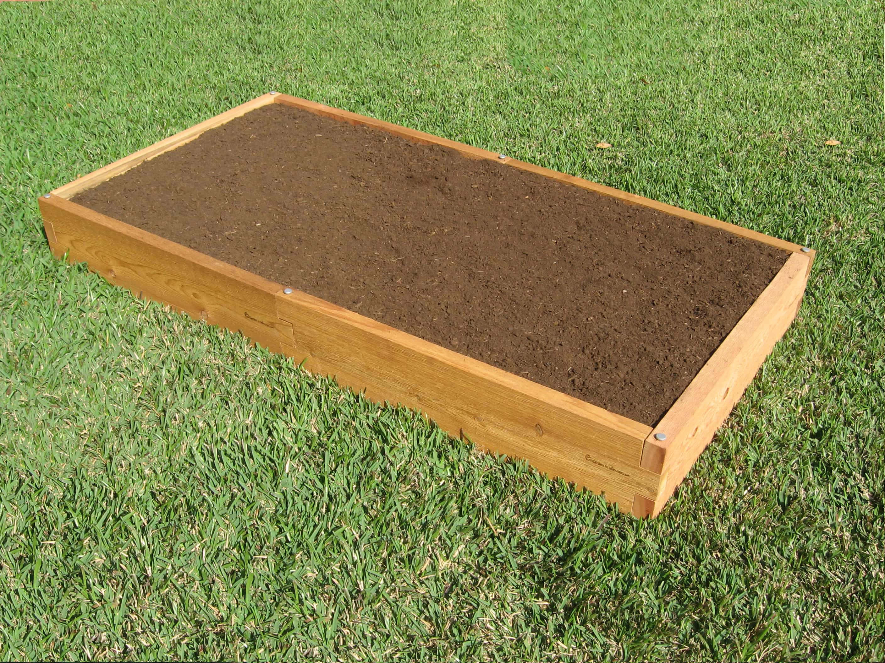 garden bed, wooden raised garden bed, rich dark soil, 2K Desktop Wallpaper