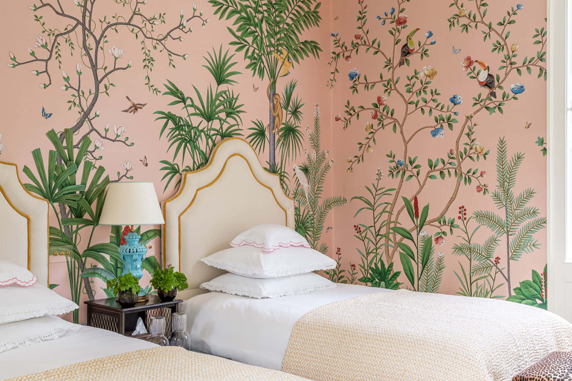 single beds, forest theme room, lush jungle wallpaper, Full HD Desktop Wallpaper