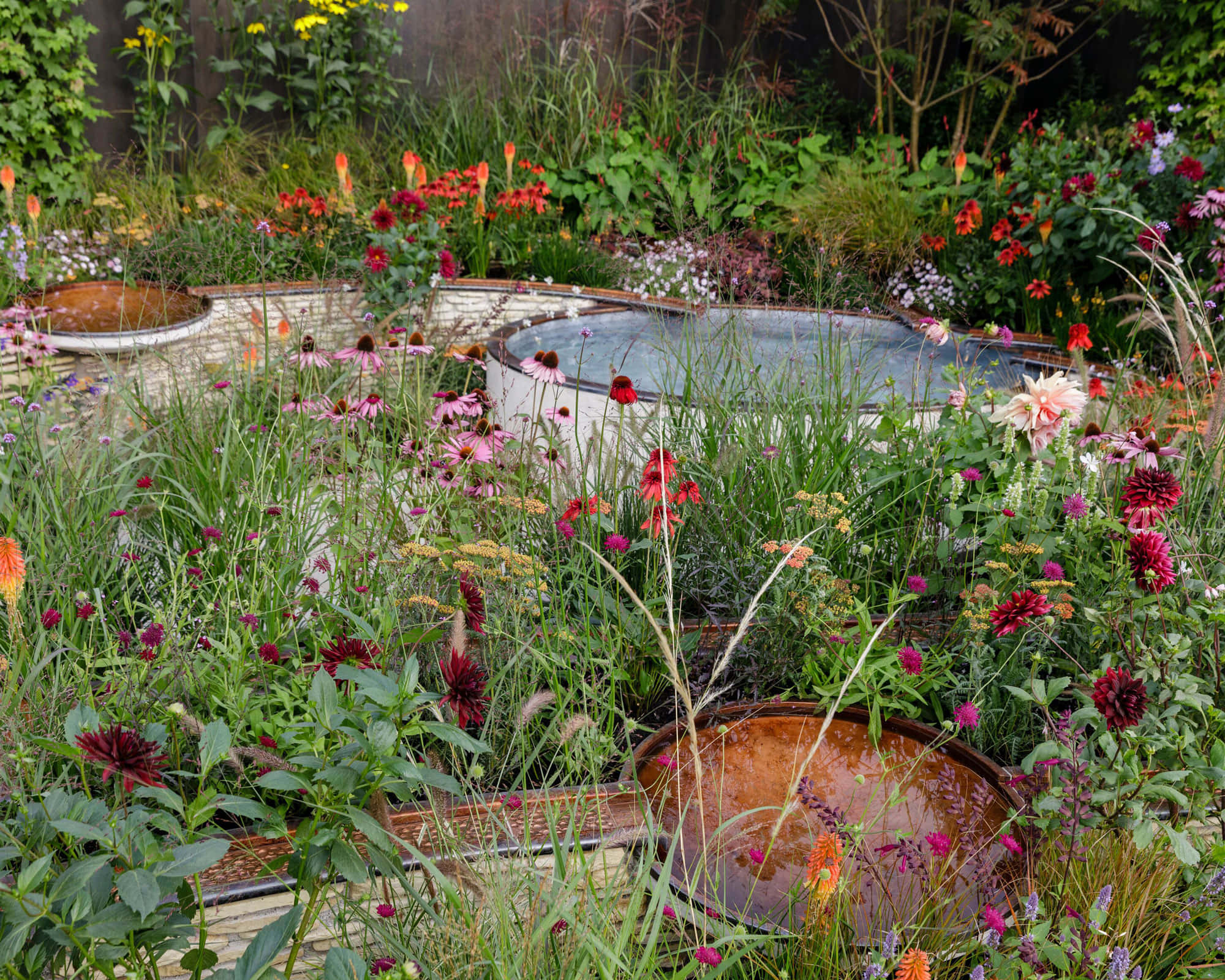herb garden 2000, 1600 wallpaper, rustic metal bowls, Full HD Desktop Wallpaper