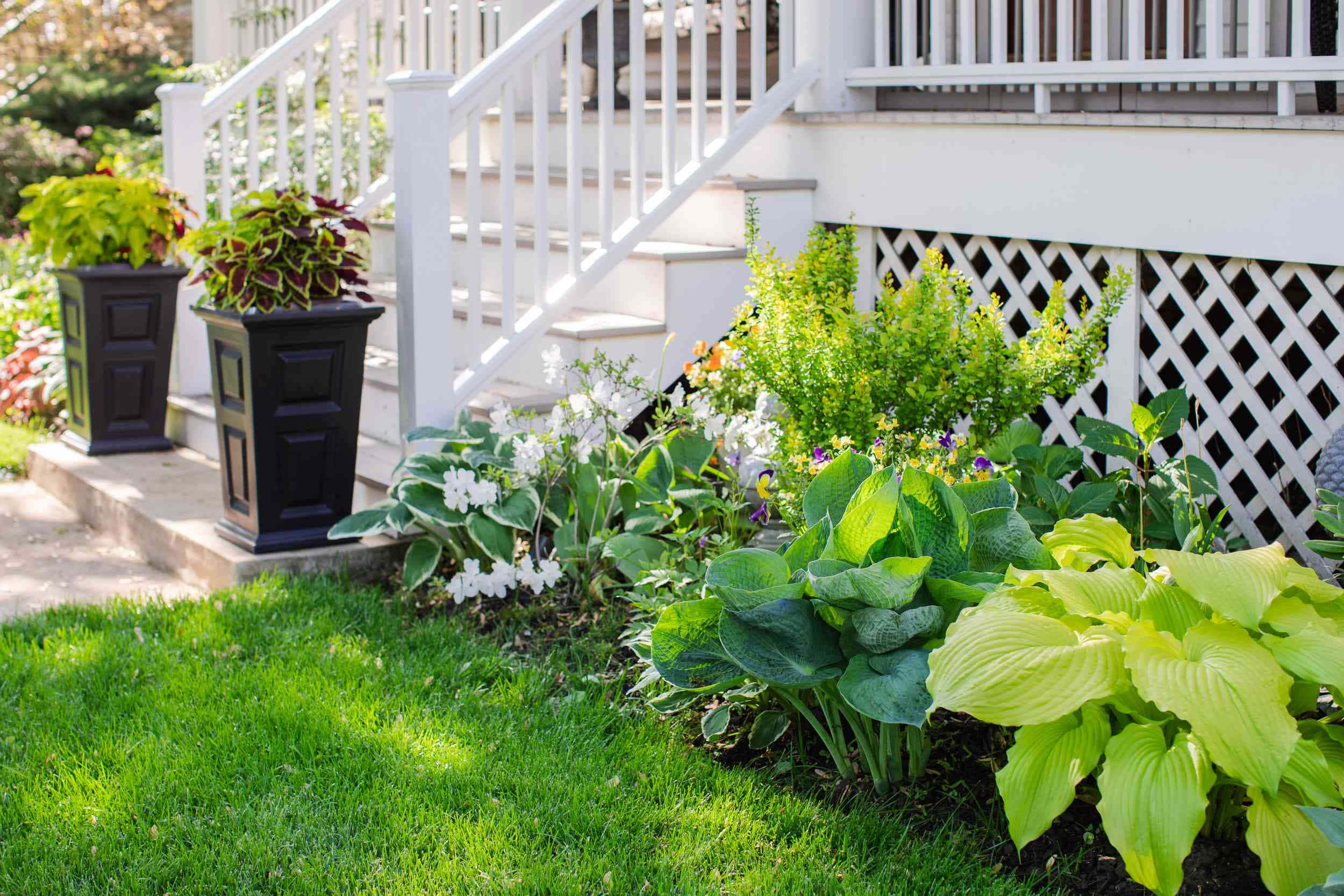 garden design, white porch staircase, potted plants, Full HD Desktop Wallpaper