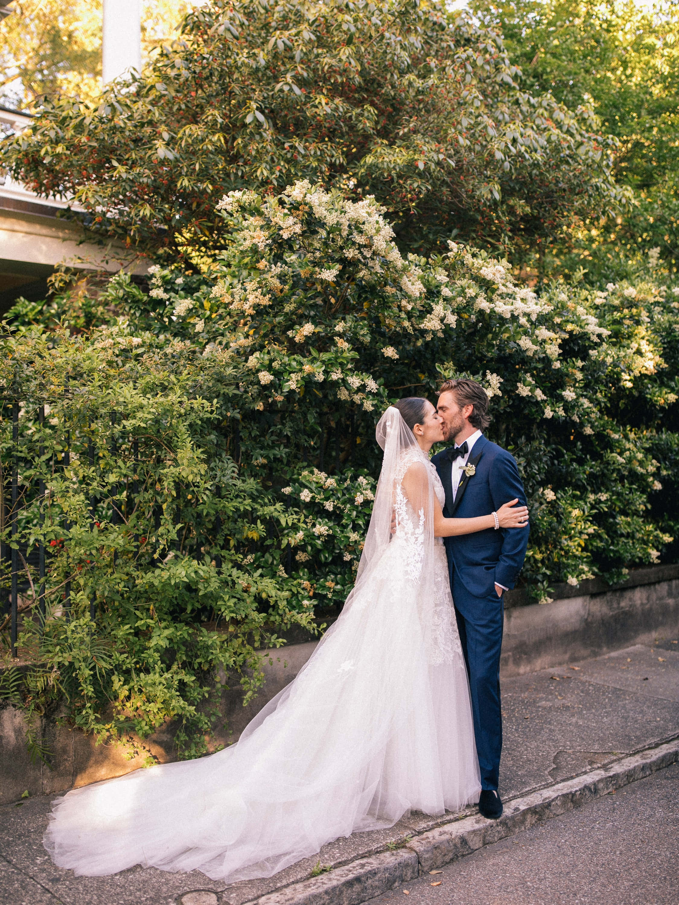 Garden Wedding, sidewalk, lush green hedge, 2K Phone Wallpaper