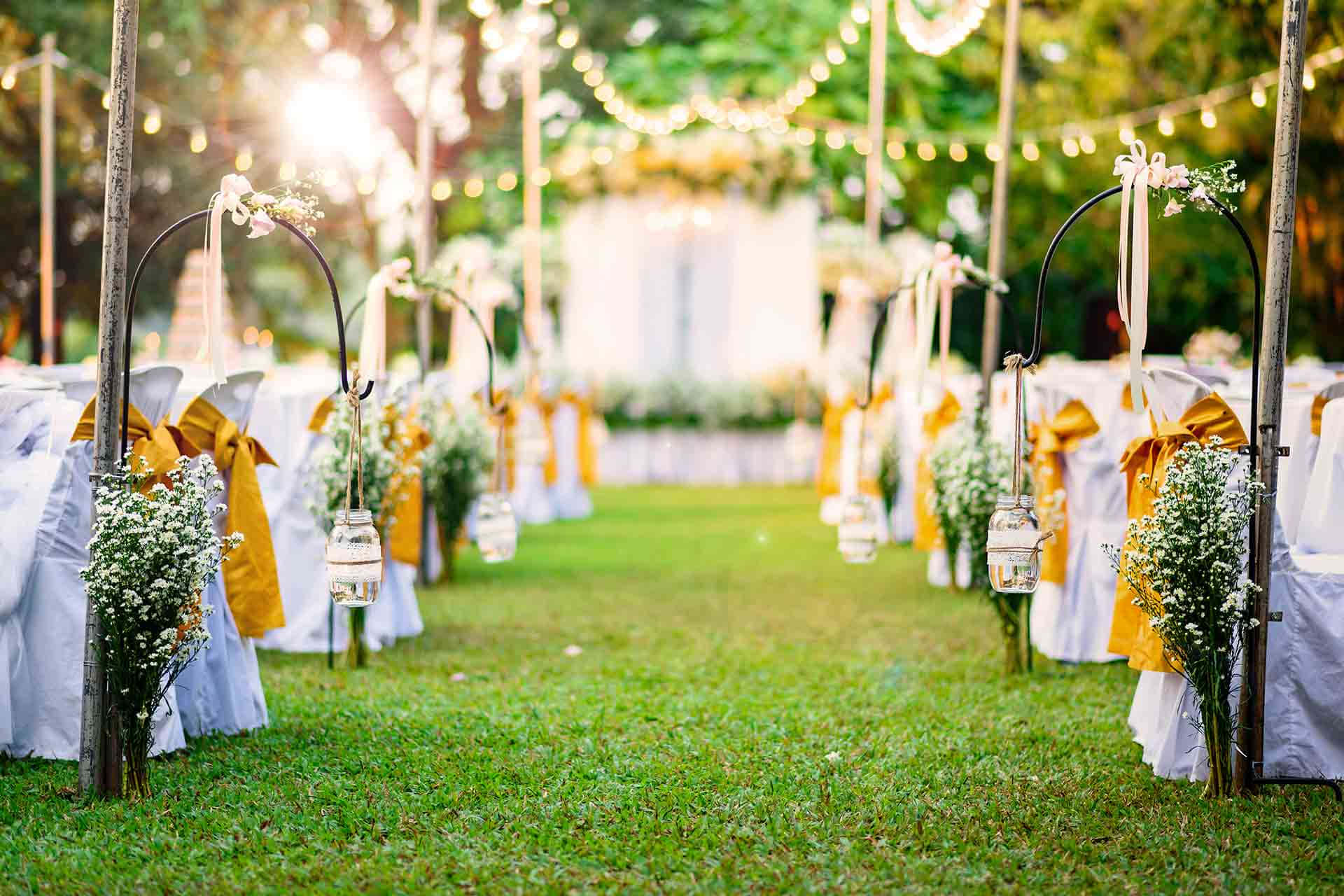 garden wedding, sunlit outdoor wedding aisle, white draped chairs, Full HD Desktop Wallpaper