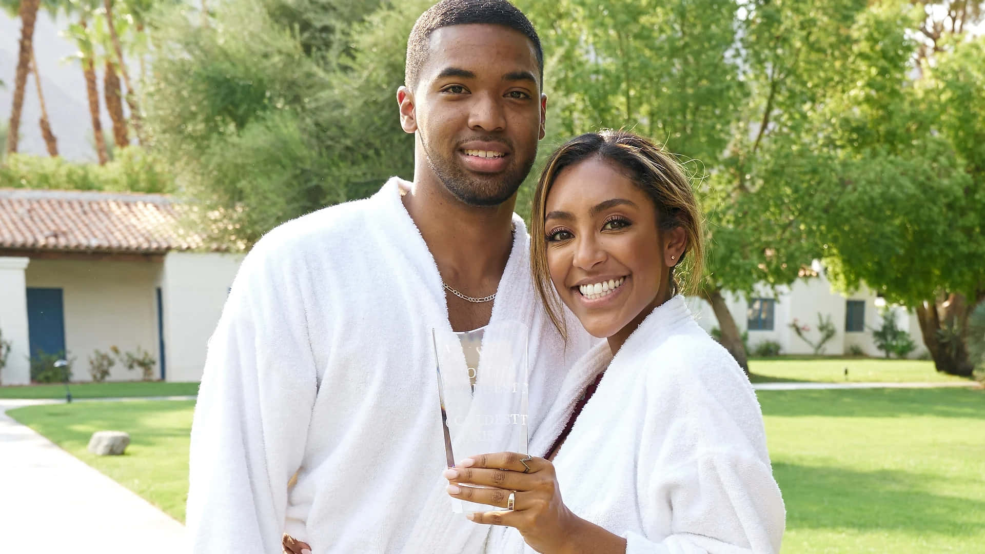 bachelorette couple, white bathrobes, sunny day, Full HD Desktop Wallpaper