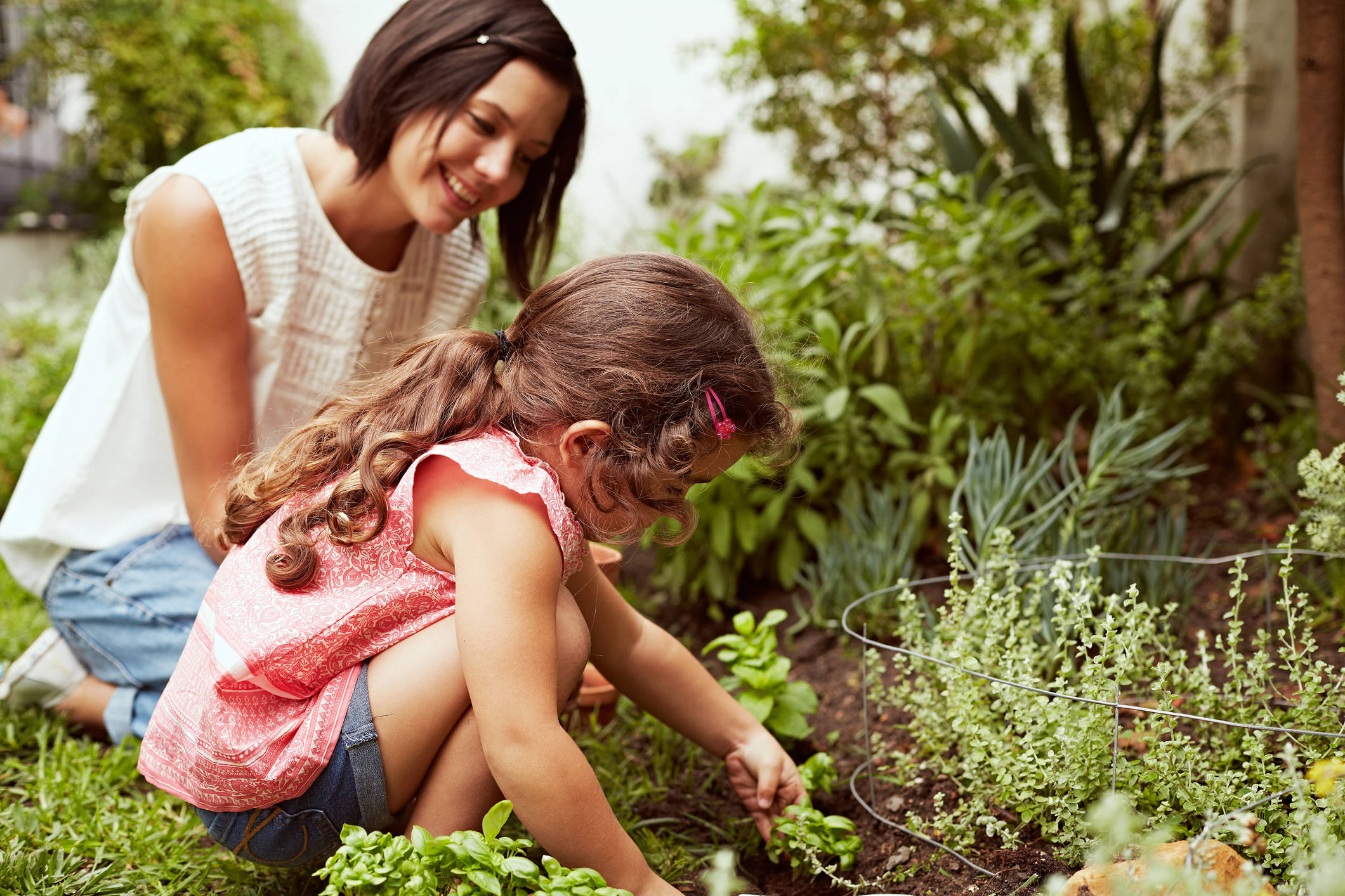 mother, daughter, garden, Full HD Desktop Wallpaper