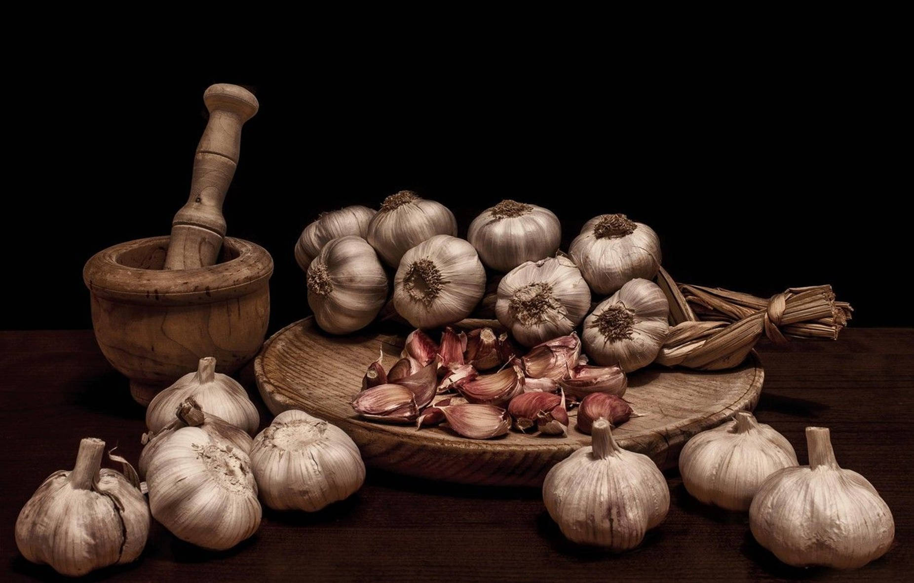 wooden mortar, pestle, garlic cloves, HD Desktop Wallpaper