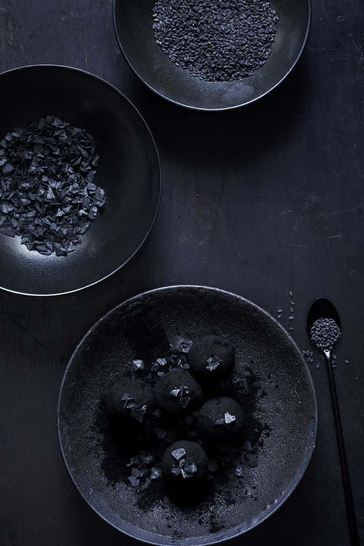 black garlic, matte black bowls, charcoal flakes, SD Phone Wallpaper