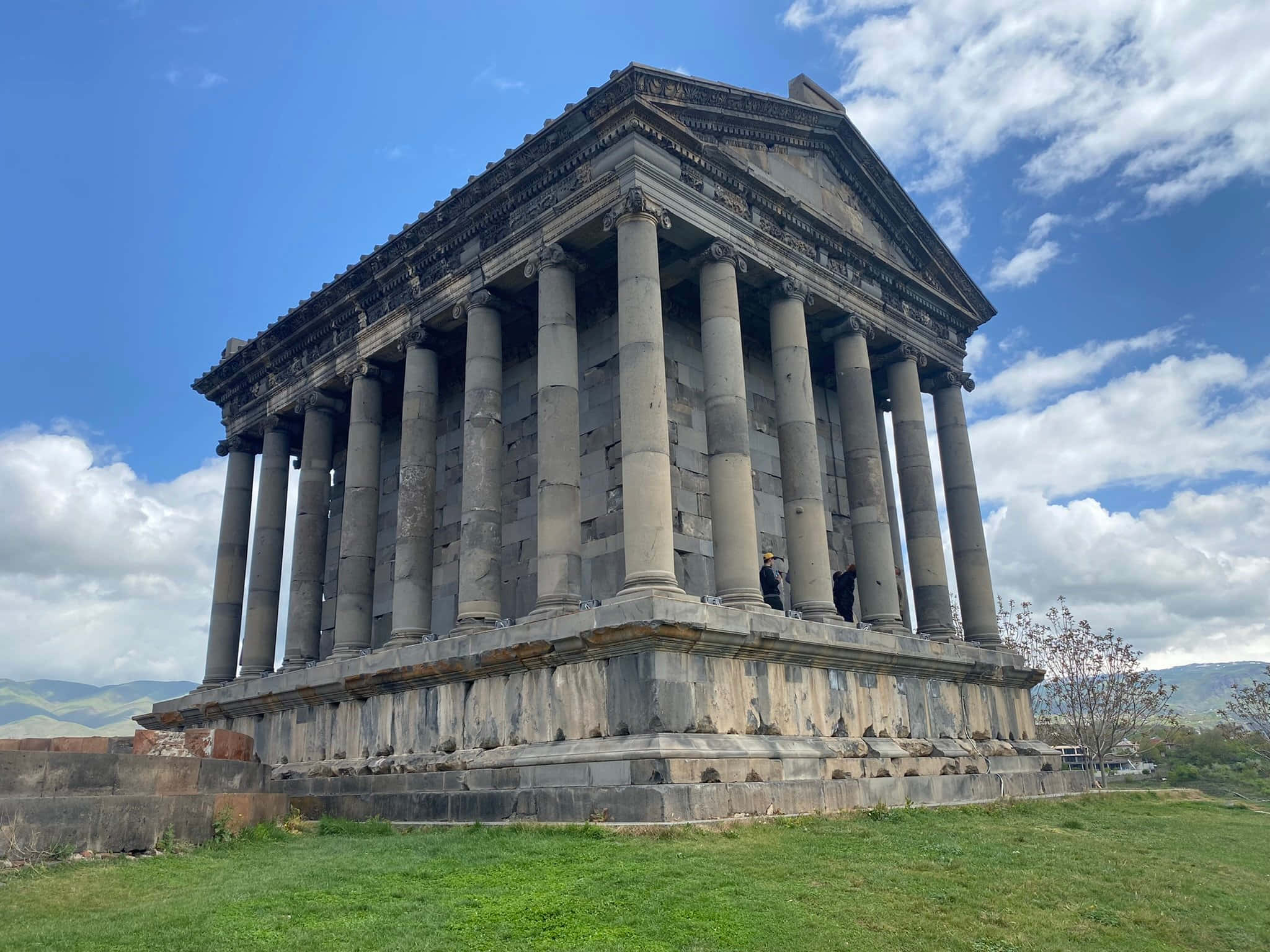 Garni Temple, ancient stone temple, tall columns, Full HD Desktop Wallpaper