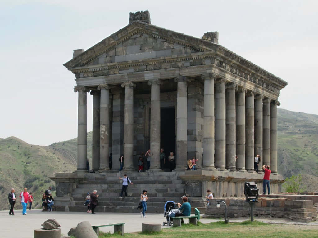 Garni Temple, ancient stone temple, tall columns, SD Desktop Wallpaper