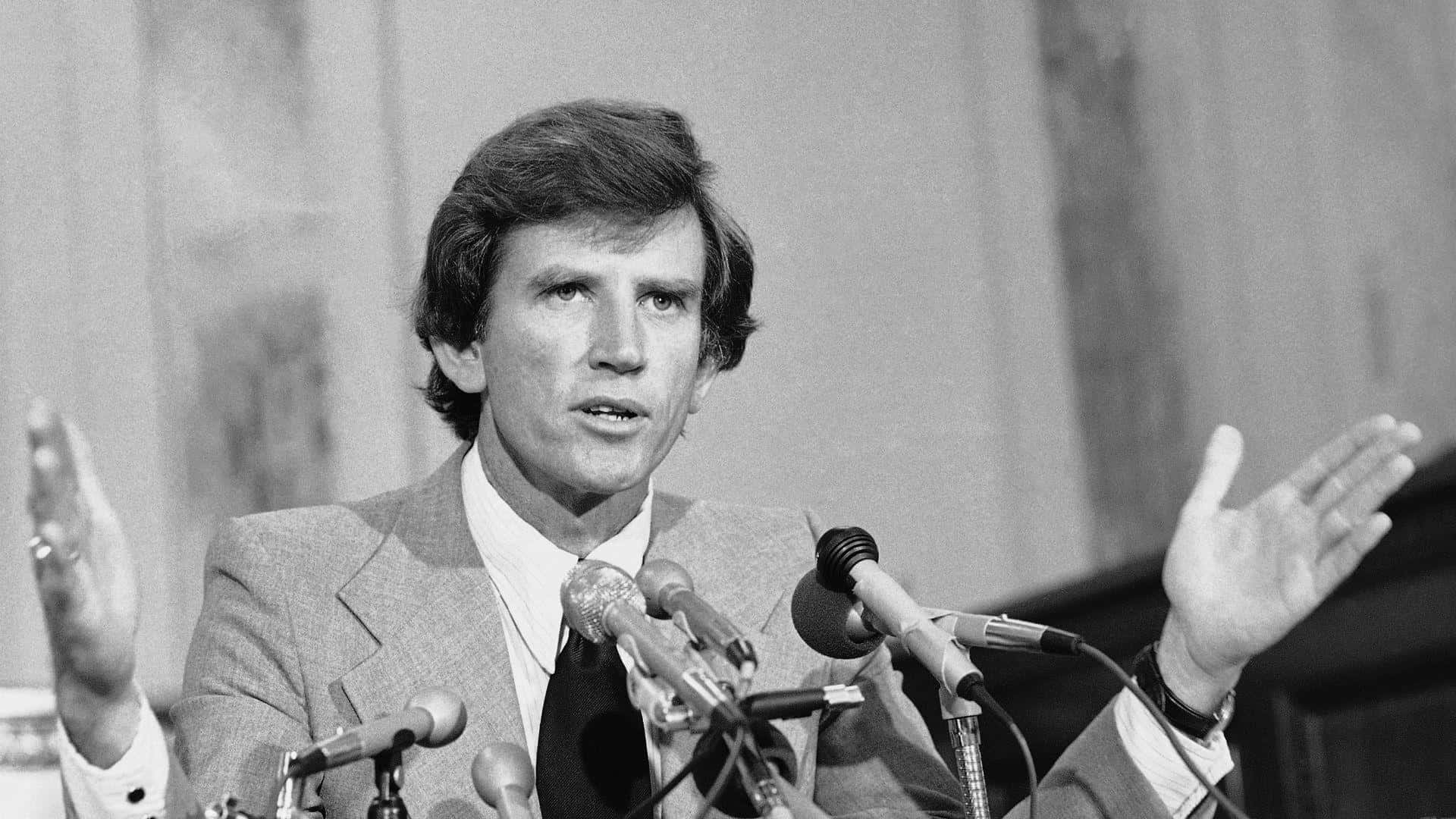 Gary Hart, press conference, suit, Full HD Desktop Wallpaper