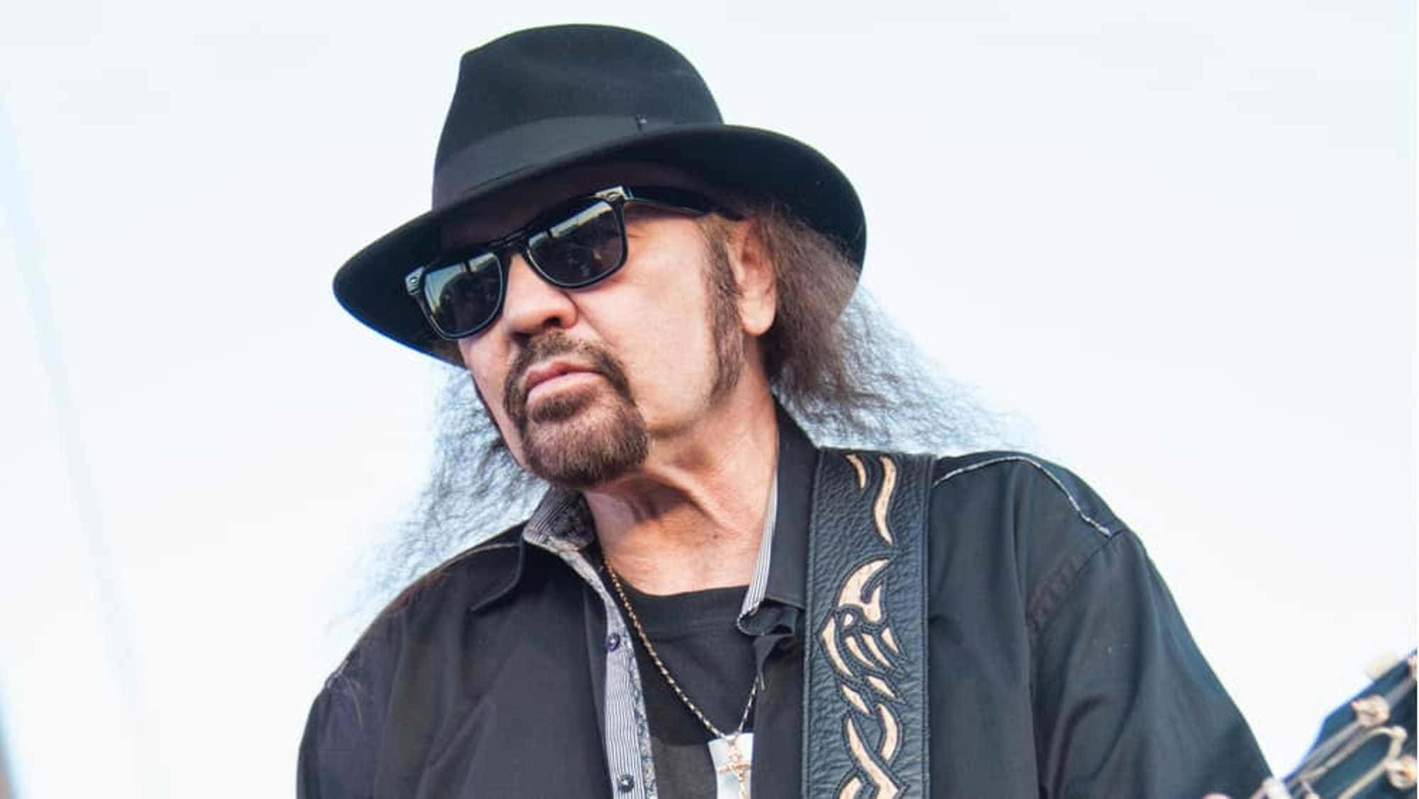 Gary Rossington, long gray hair, black fedora, Full HD Desktop Wallpaper