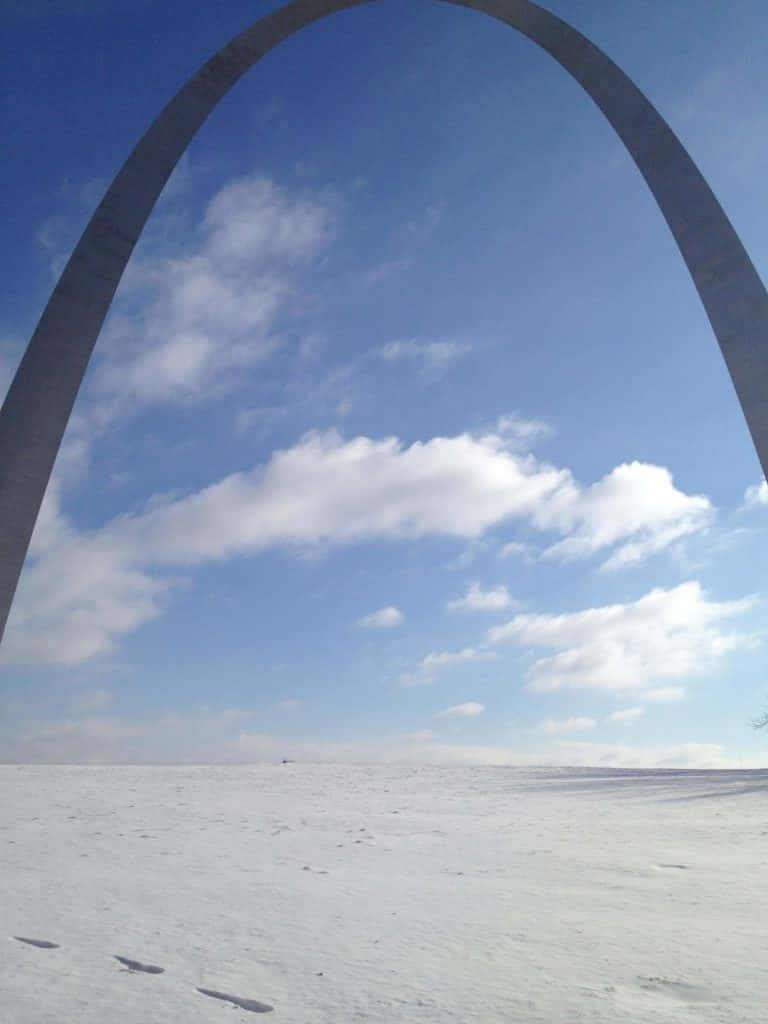 Gateway Arch, white sand, snow-covered, SD Phone Wallpaper
