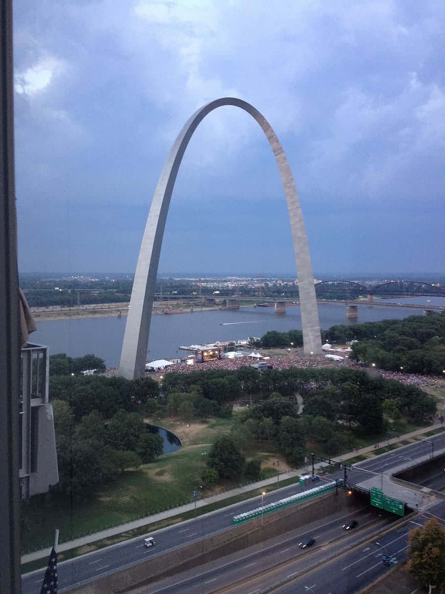 Gateway Arch, silver, cloudy sky, SD Phone Wallpaper