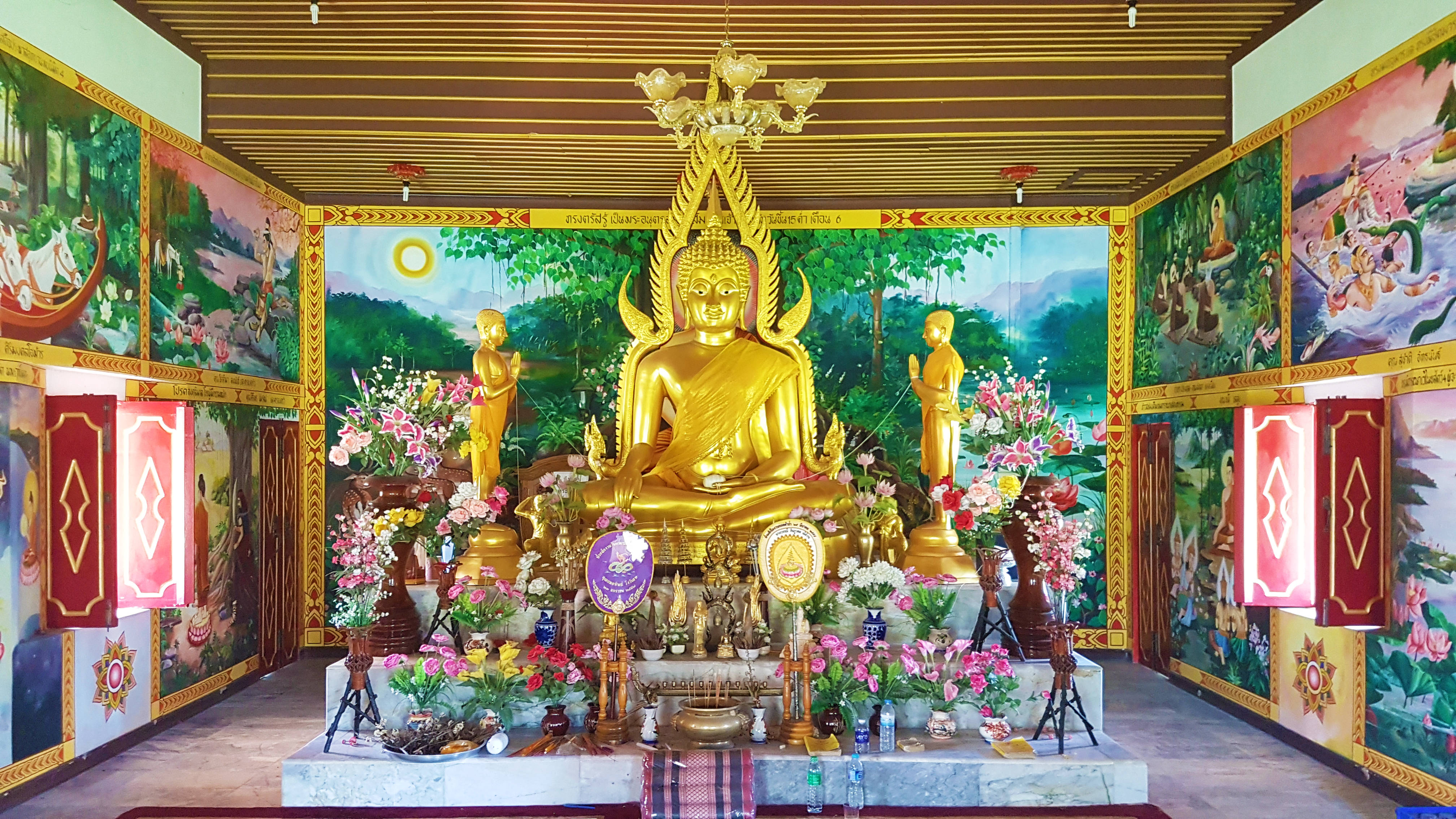 Gautam Buddha, golden altar statue, altar, 4K Desktop Wallpaper