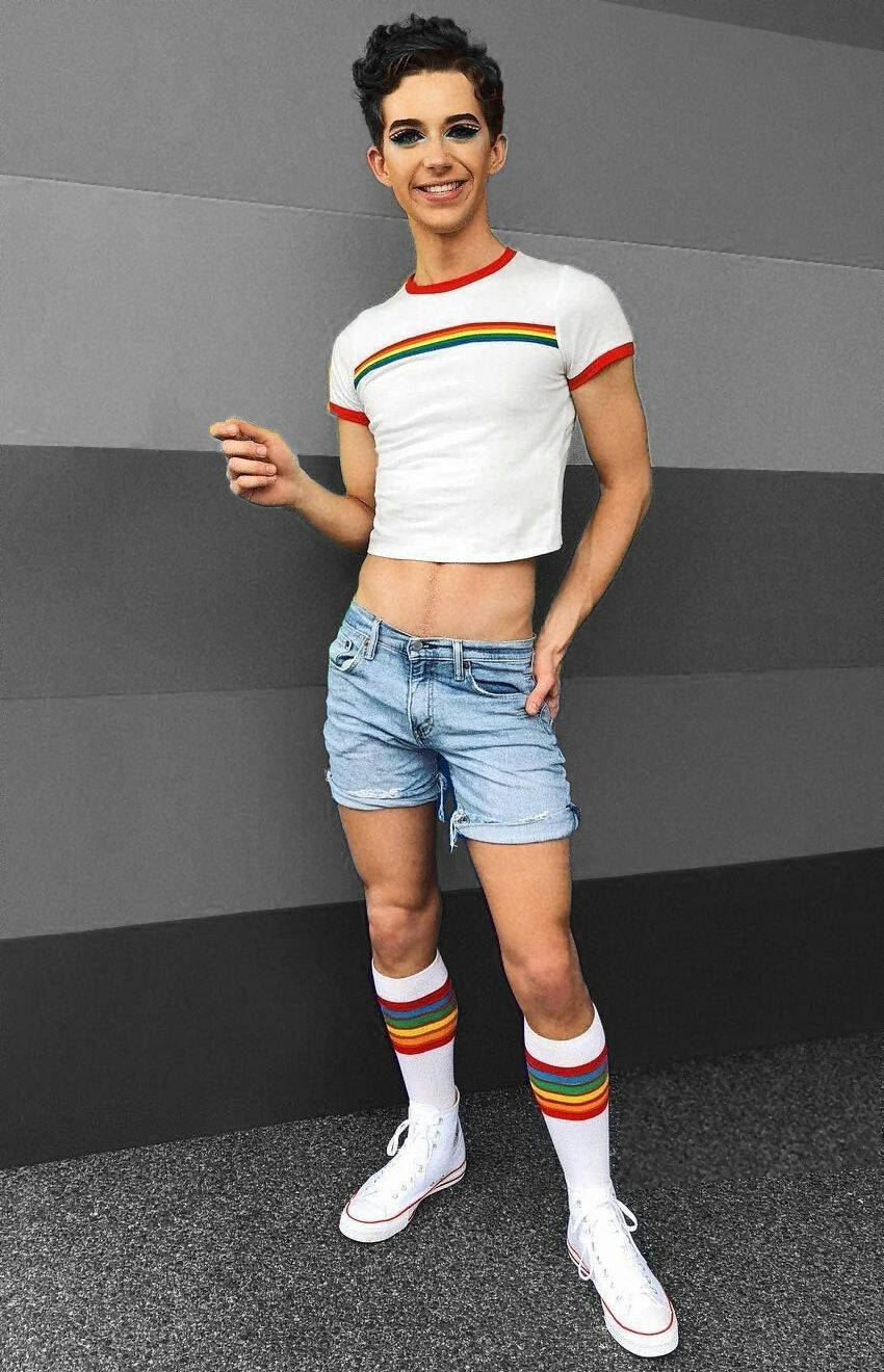 rainbow-striped crop top, denim shorts, rainbow socks, HD Phone Wallpaper
