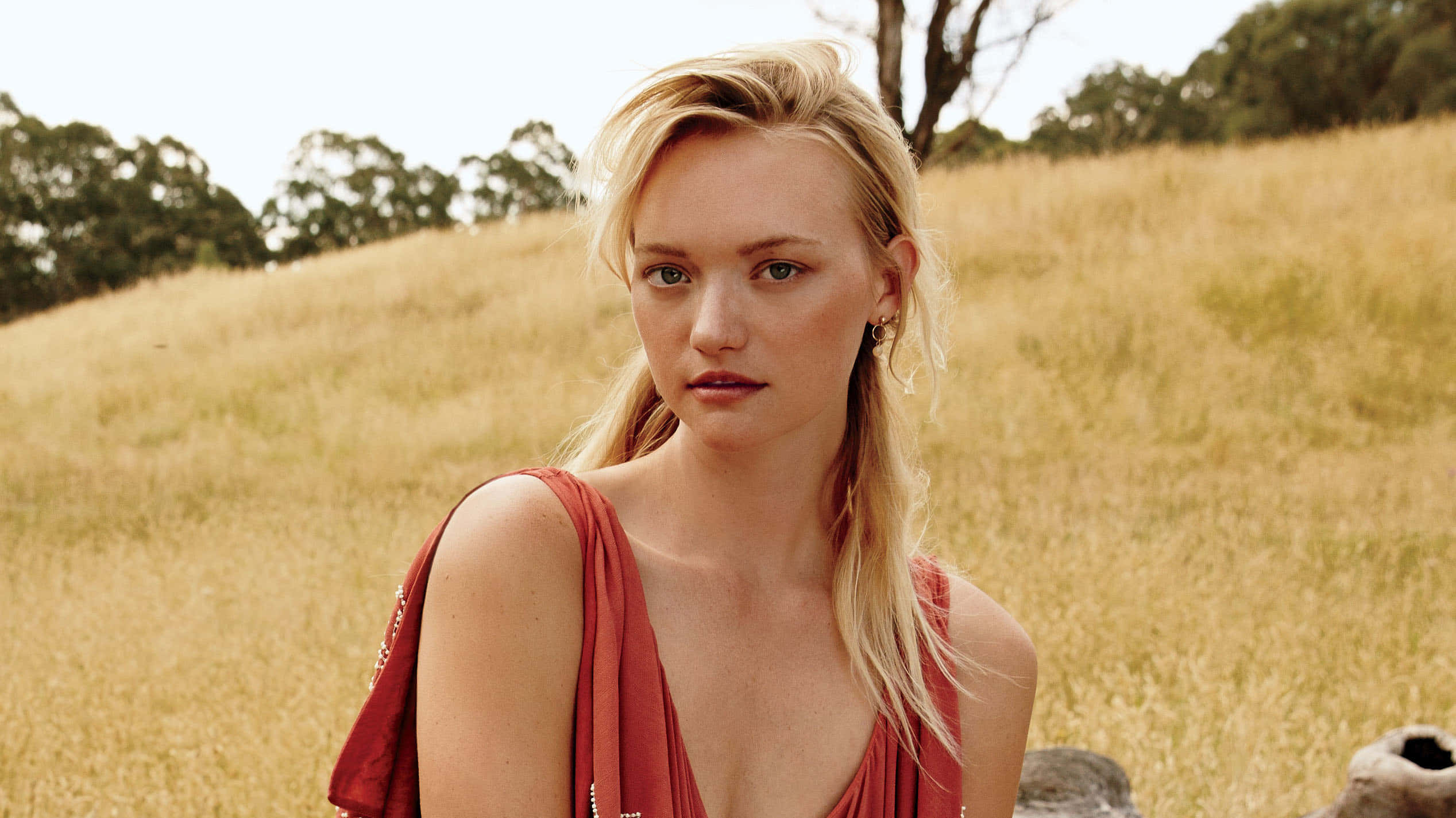 Gemma Ward, red dress, sunlit field, Full HD Desktop Wallpaper