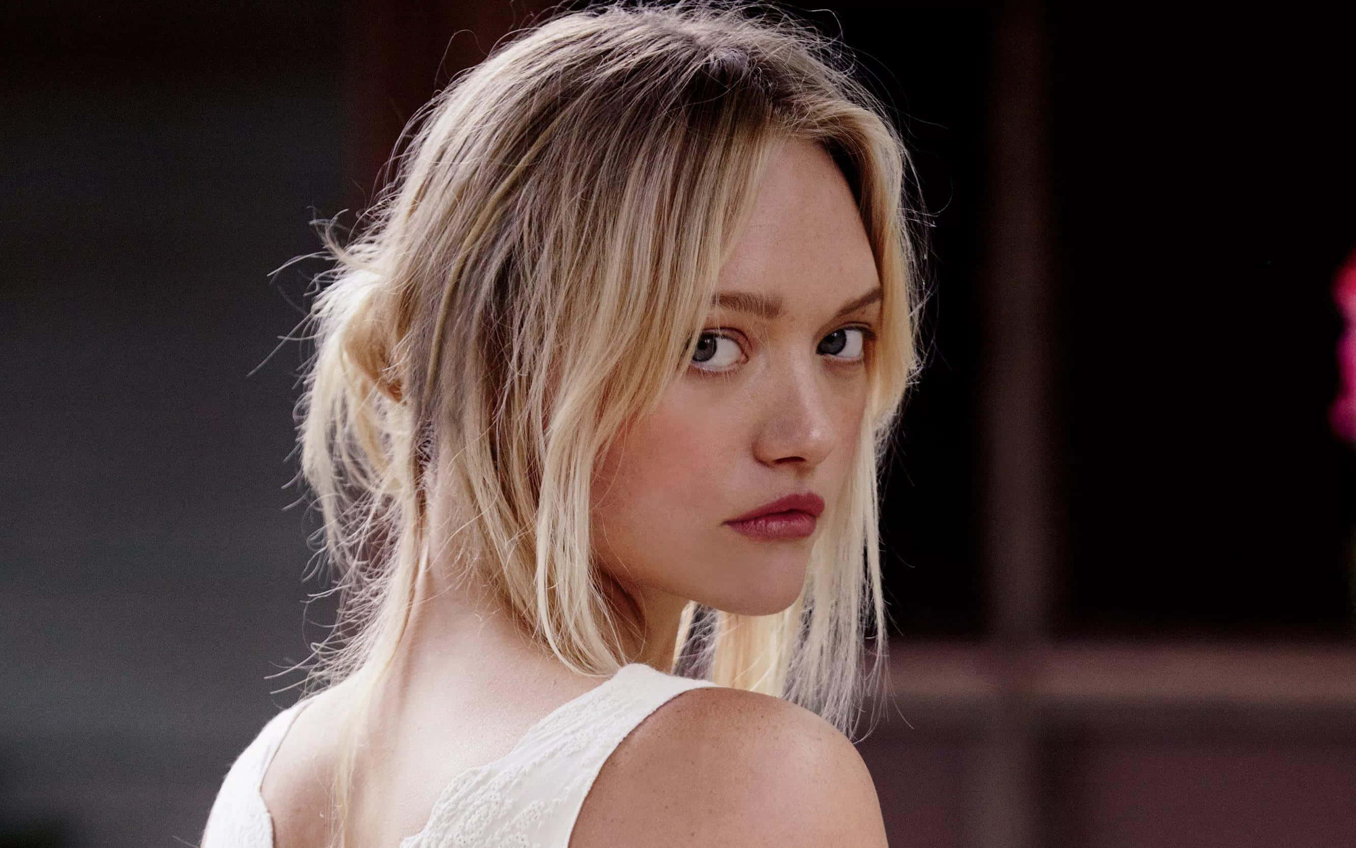 Gemma Ward, tousled blonde hair, photoshoot, 2K Desktop Wallpaper