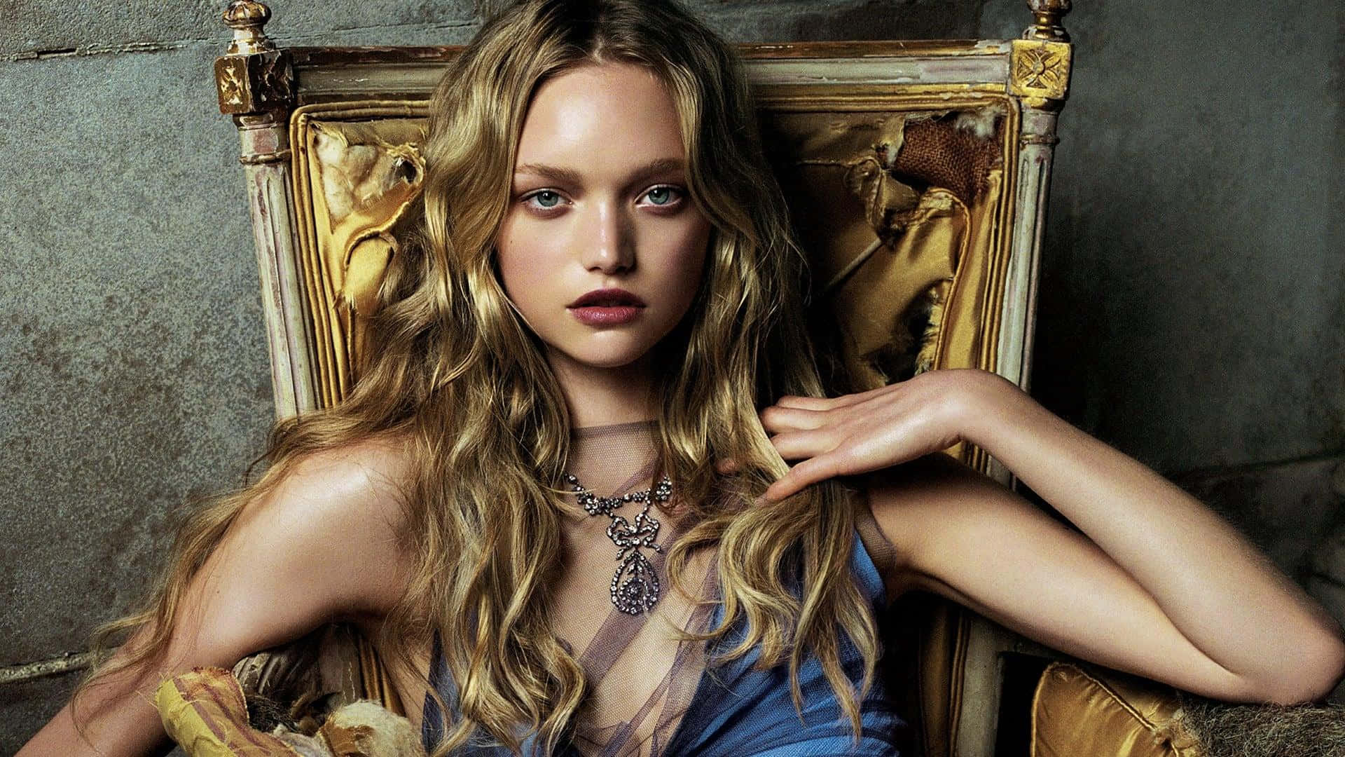 Gemma Ward, golden throne, textured gray wall, Full HD Desktop Wallpaper