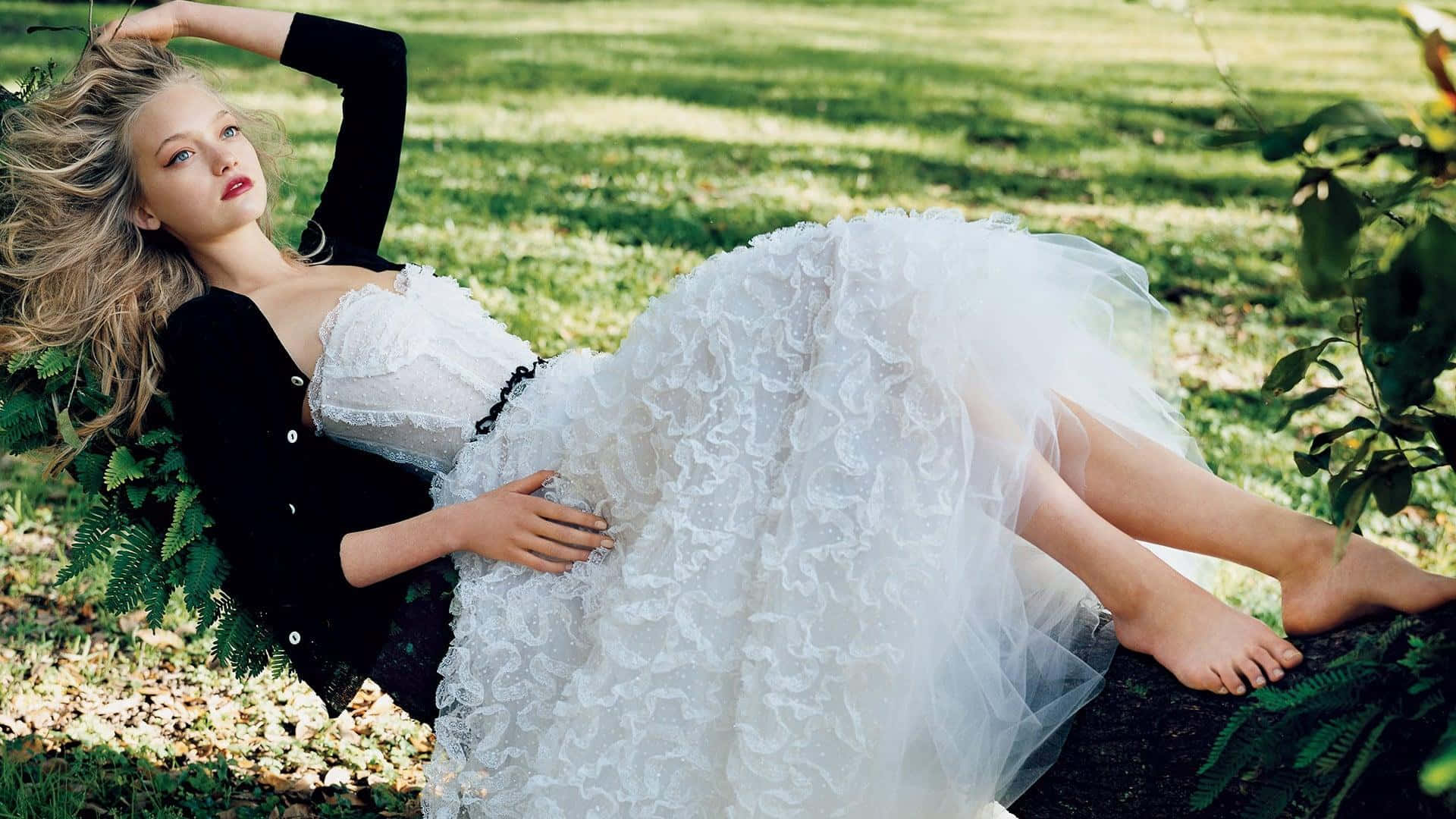 Gemma Ward, black top, voluminous white ruffled dress, Full HD Desktop Wallpaper