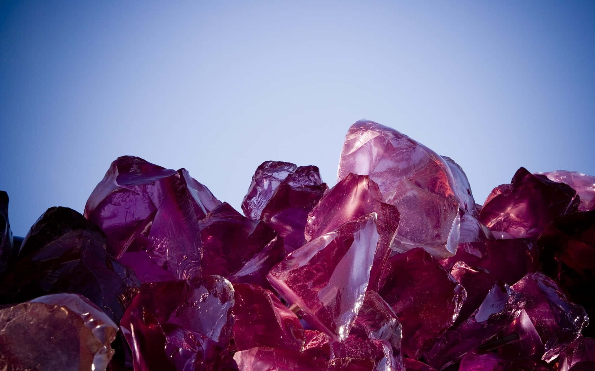 deep purple amethyst crystals, faceted, soft blue sky light, Full HD Desktop Wallpaper