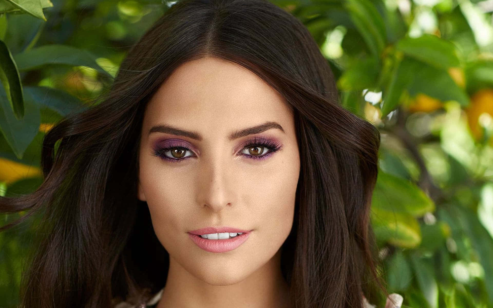 Genesis Rodriguez, dark hair, purple eyeshadow, Full HD Desktop Wallpaper