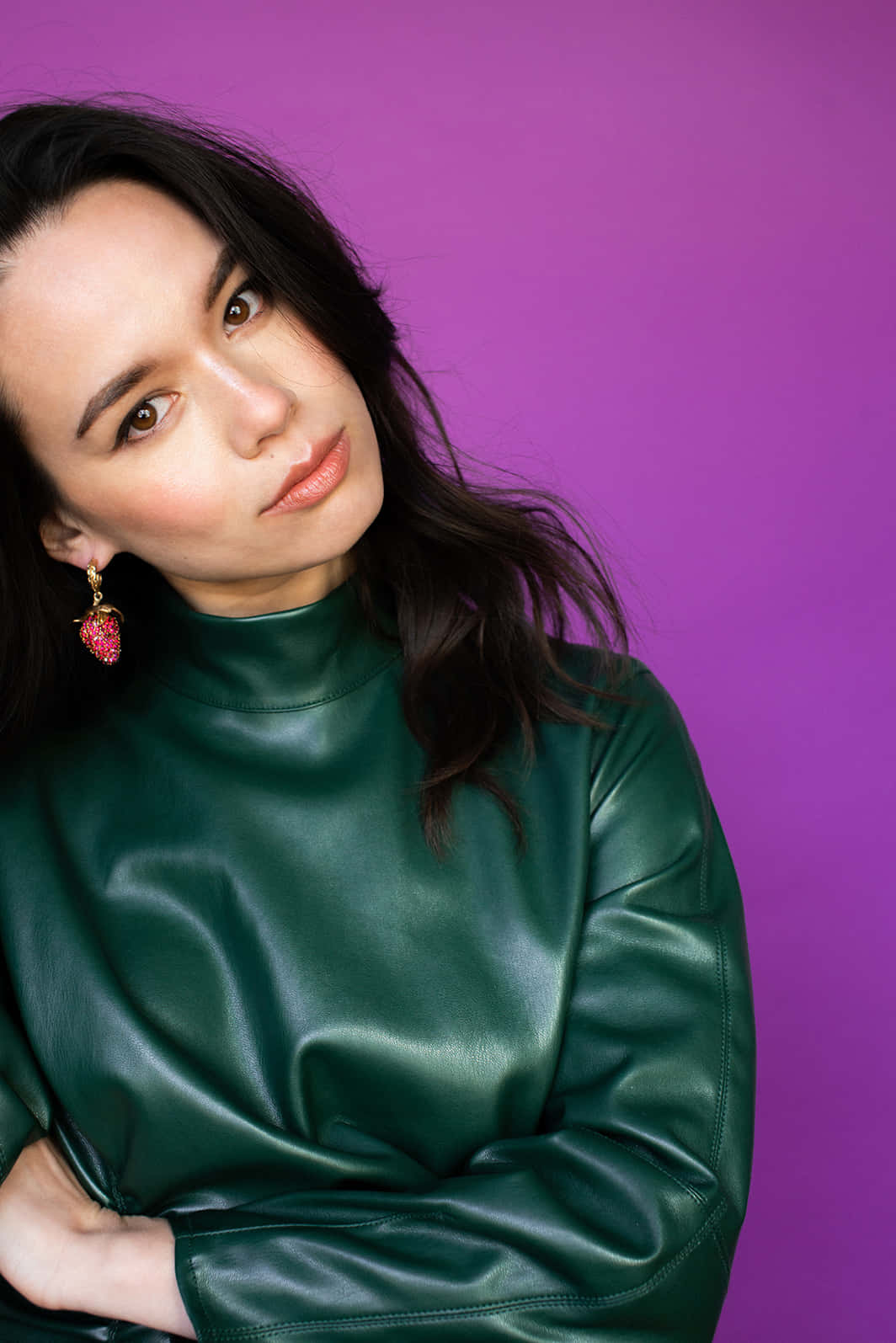 Genevieve Kang, glossy green leather top, vivid purple background, HD Phone Wallpaper