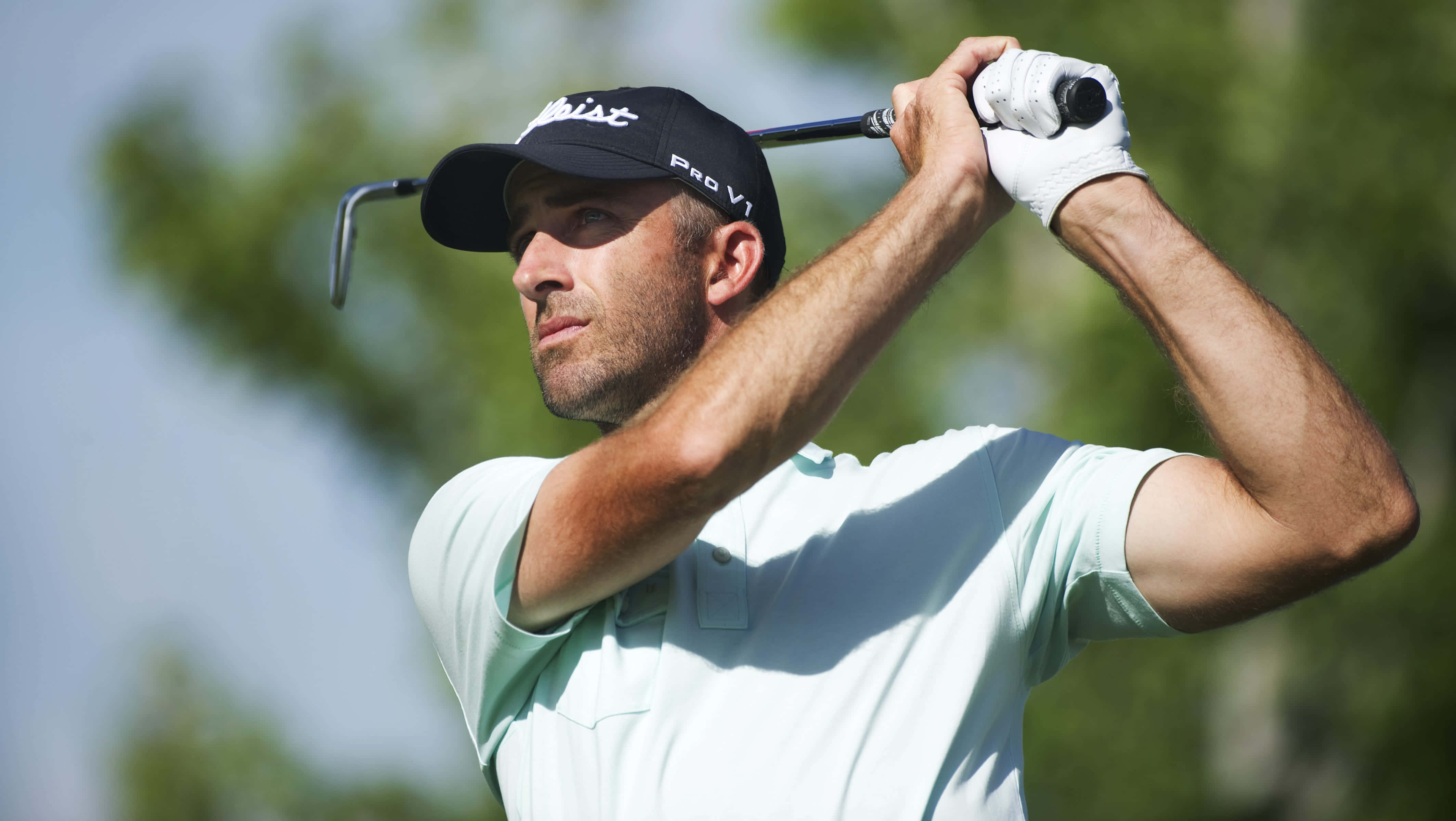 Geoff Ogilvy, golfer, mid-swing, 4K Desktop Wallpaper