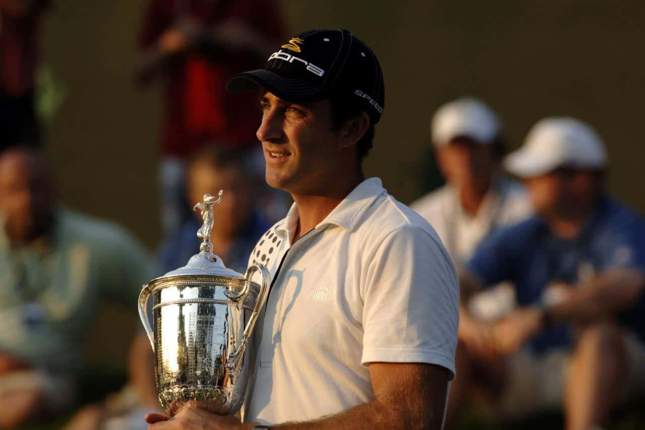 Geoff Ogilvy, white polo, black cap, HD Desktop Wallpaper