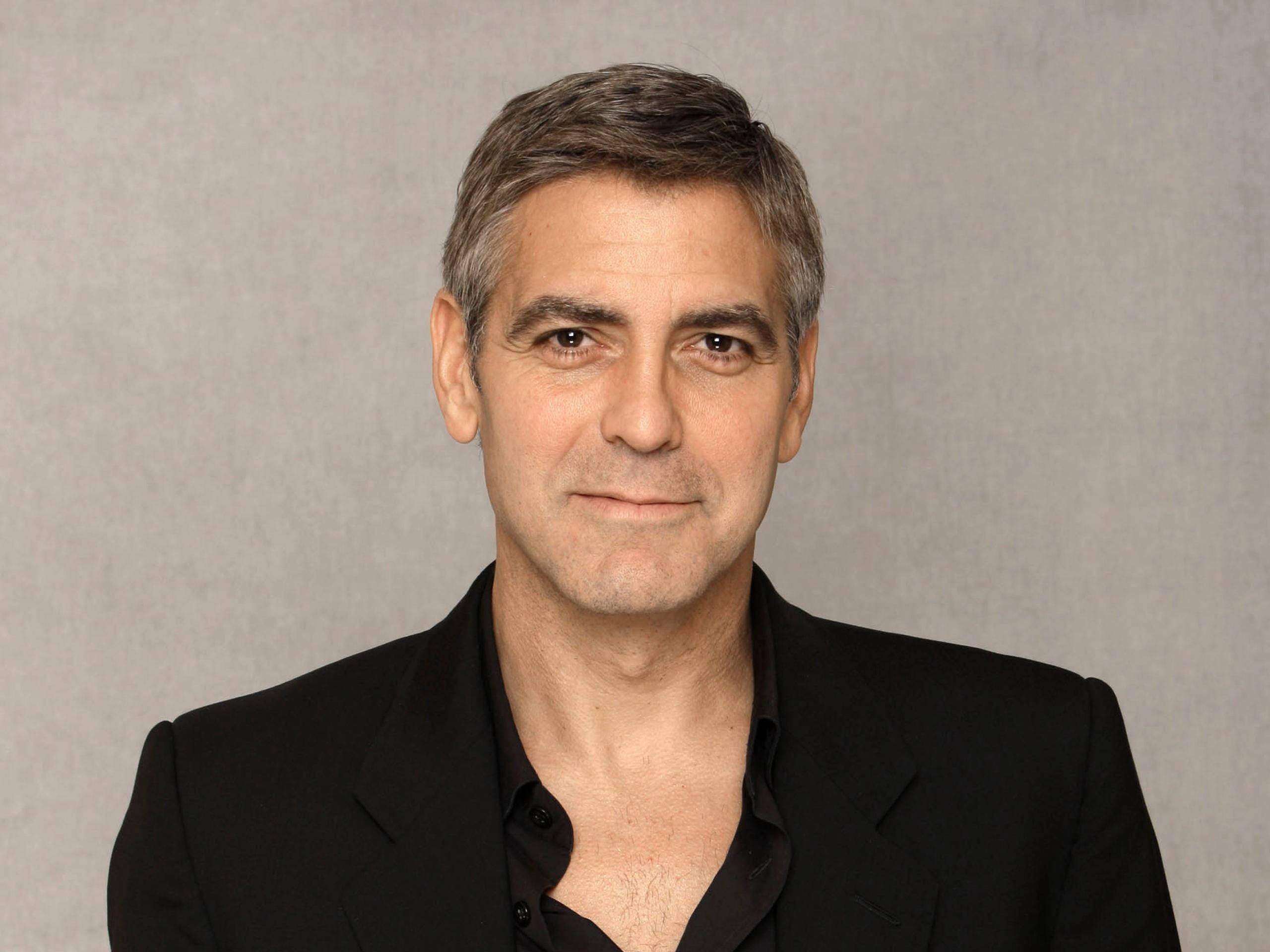 George Clooney, black suit, shirt, 2K Desktop Wallpaper