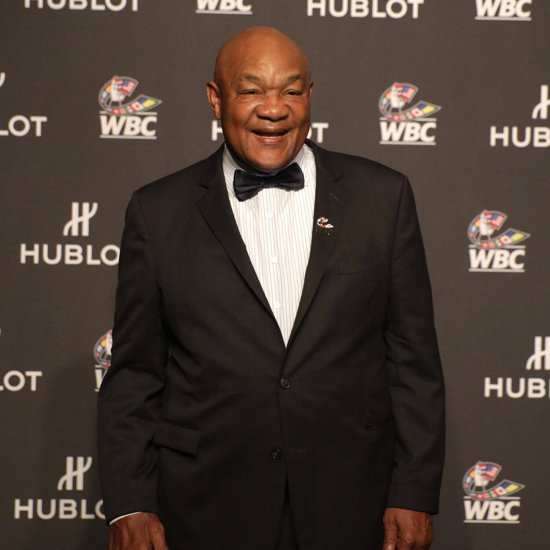 George Foreman, black tuxedo, bow tie, HD Desktop Wallpaper