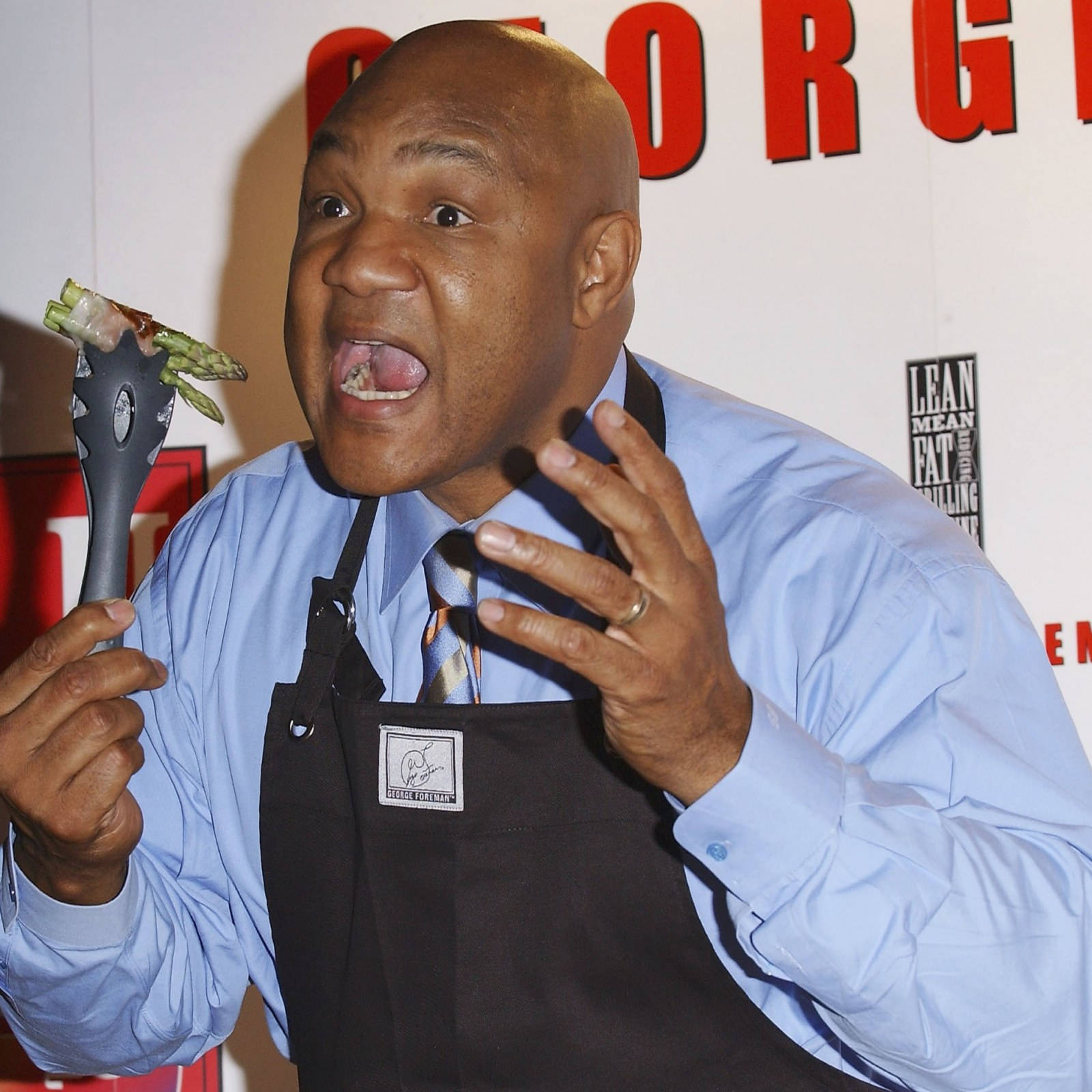 George Foreman, blue shirt, black apron, HD Desktop Wallpaper