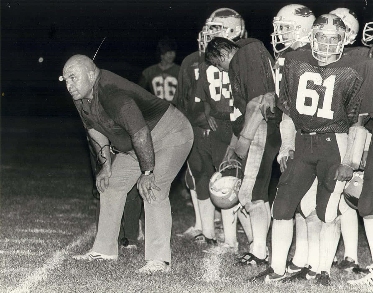 George Steele, football coach, football players, SD Desktop Wallpaper