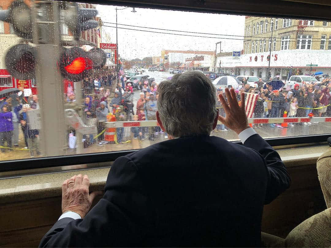 George W. Bush, motorcade, suit, SD Desktop Wallpaper