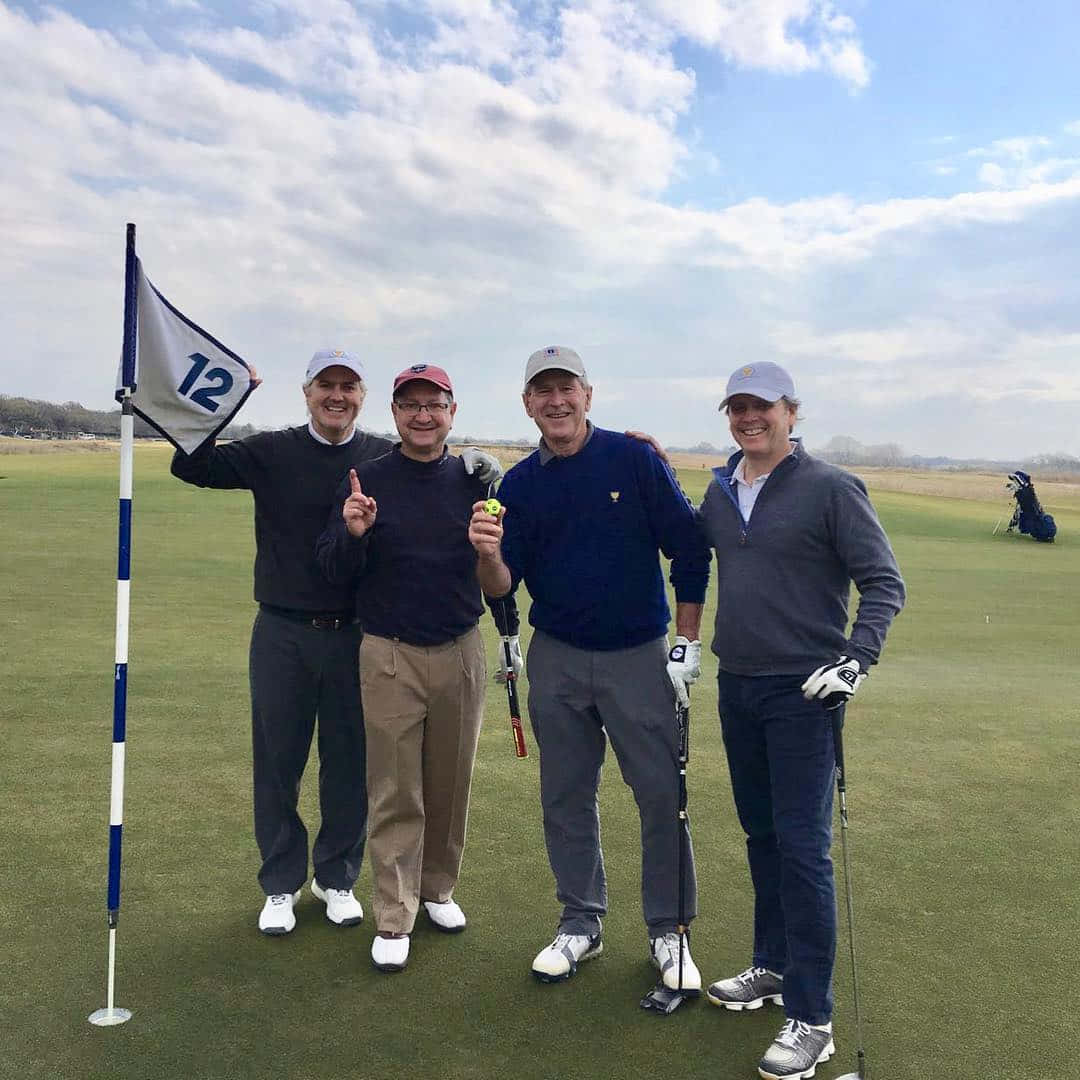 George W. Bush, golf field, green, SD Desktop Wallpaper