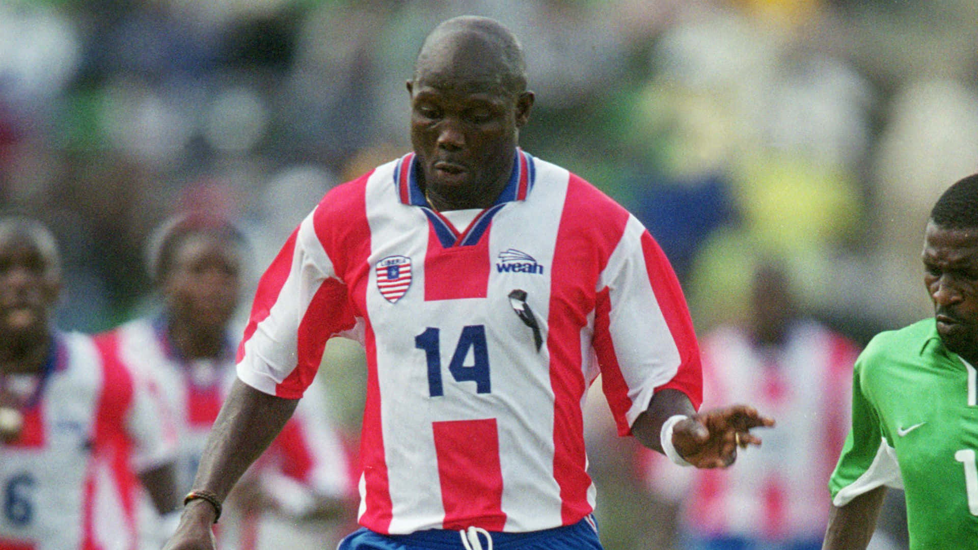 George Weah, number 14, red and white striped jersey, Full HD Desktop Wallpaper