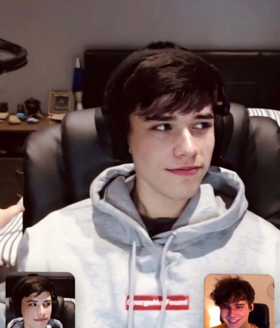 GeorgeNotFound, gray hoodie, headphones, SD Phone Wallpaper