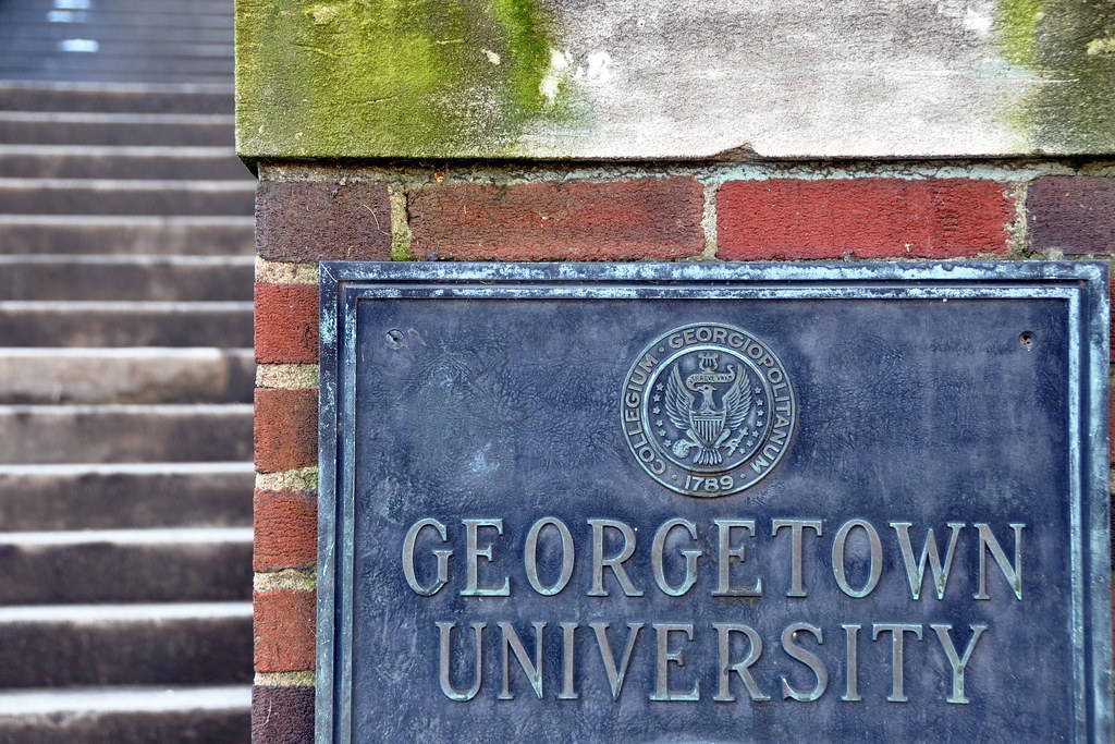 Georgetown University, bronze plaque, brick pillar, SD Desktop Wallpaper
