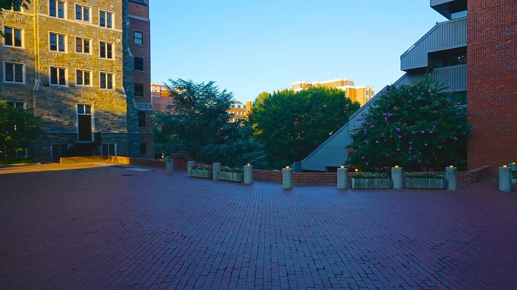 Georgetown University, brick courtyard, stone buildings, SD Desktop Wallpaper