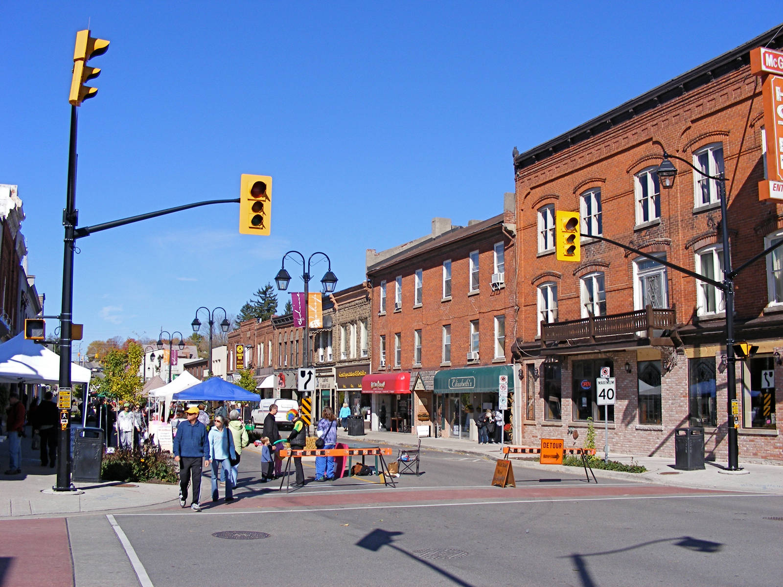 Georgetown, brick town center, pedestrians, HD Desktop Wallpaper