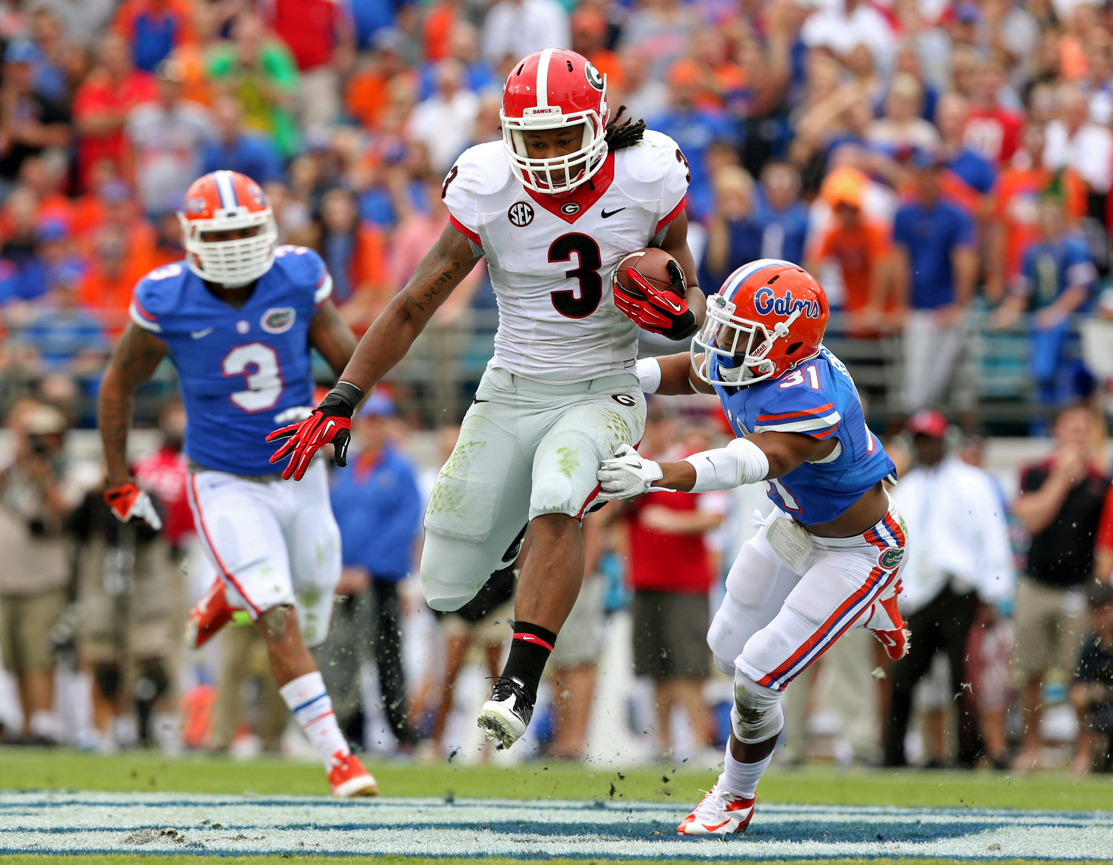 Georgia Bulldogs, white jersey, number 3, 2K Desktop Wallpaper