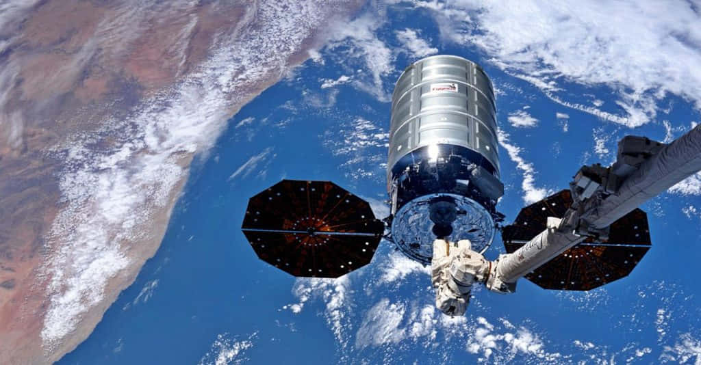 Geostar, satellite, solar panels, SD Desktop Wallpaper