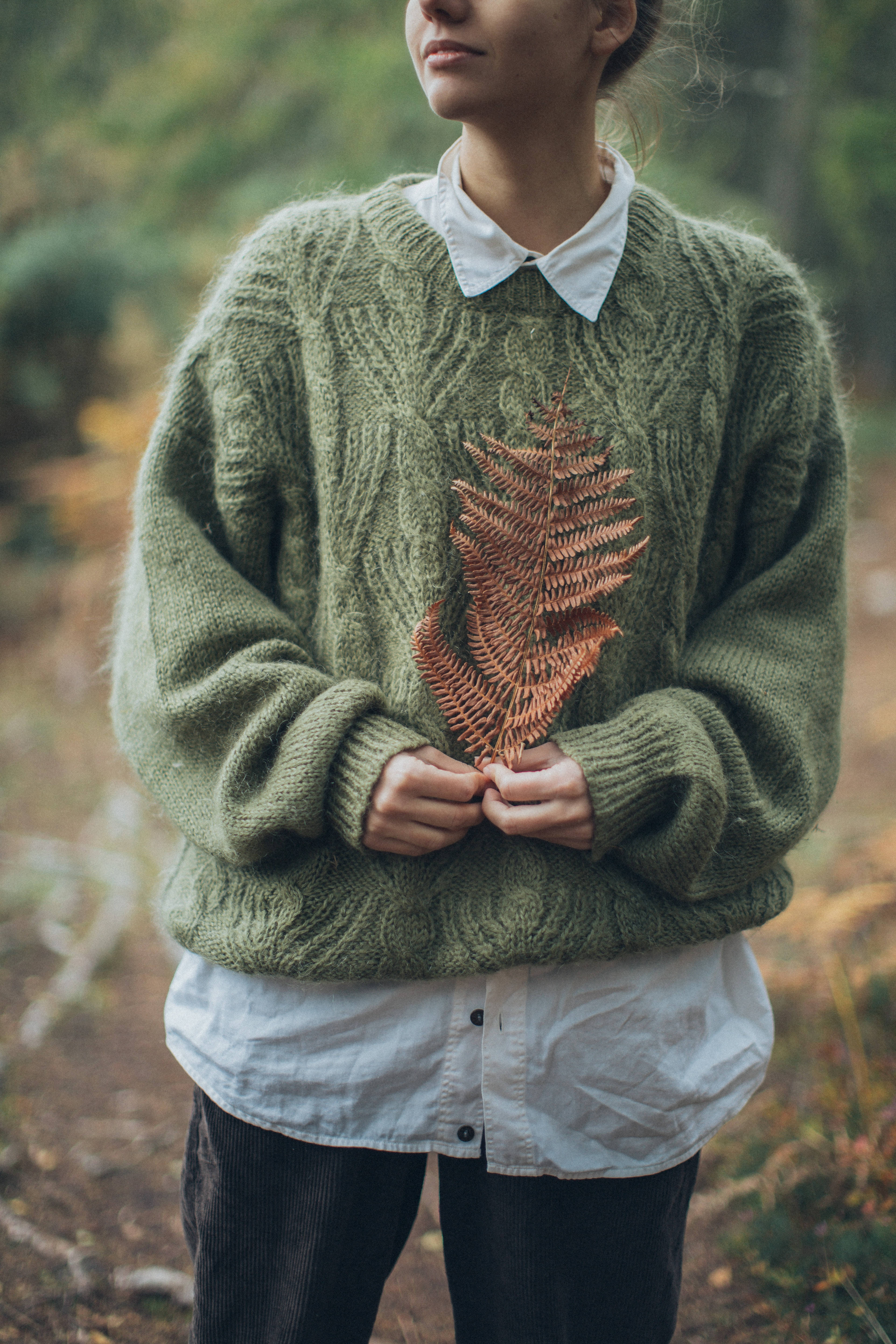 German Girl, green cable-knit sweater, dried fern, 5K Phone Wallpaper