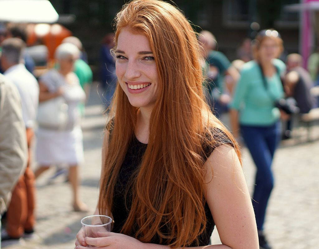 German Girl, red hair, long flowing hair, SD Desktop Wallpaper