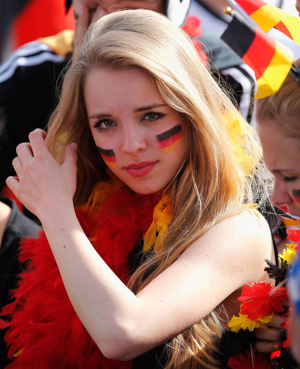 German Girl, German flag, red yellow and black feather boas, SD Phone Wallpaper