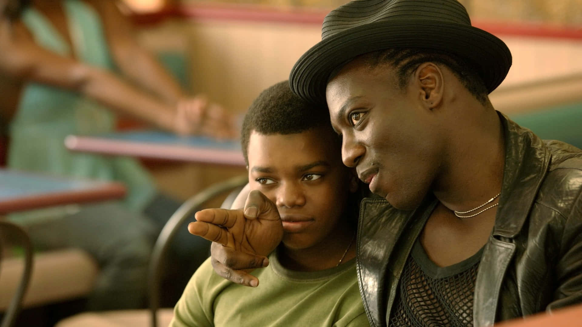 Get Rich Or Die Tryin, diner setting, green shirt, Full HD Desktop Wallpaper