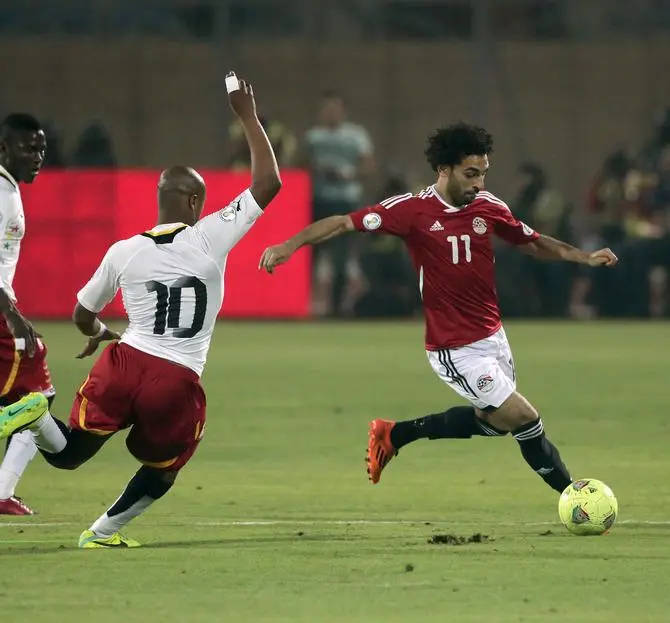 Ghana National Football Team, red jersey number 11, white jersey number 10, SD Desktop Wallpaper