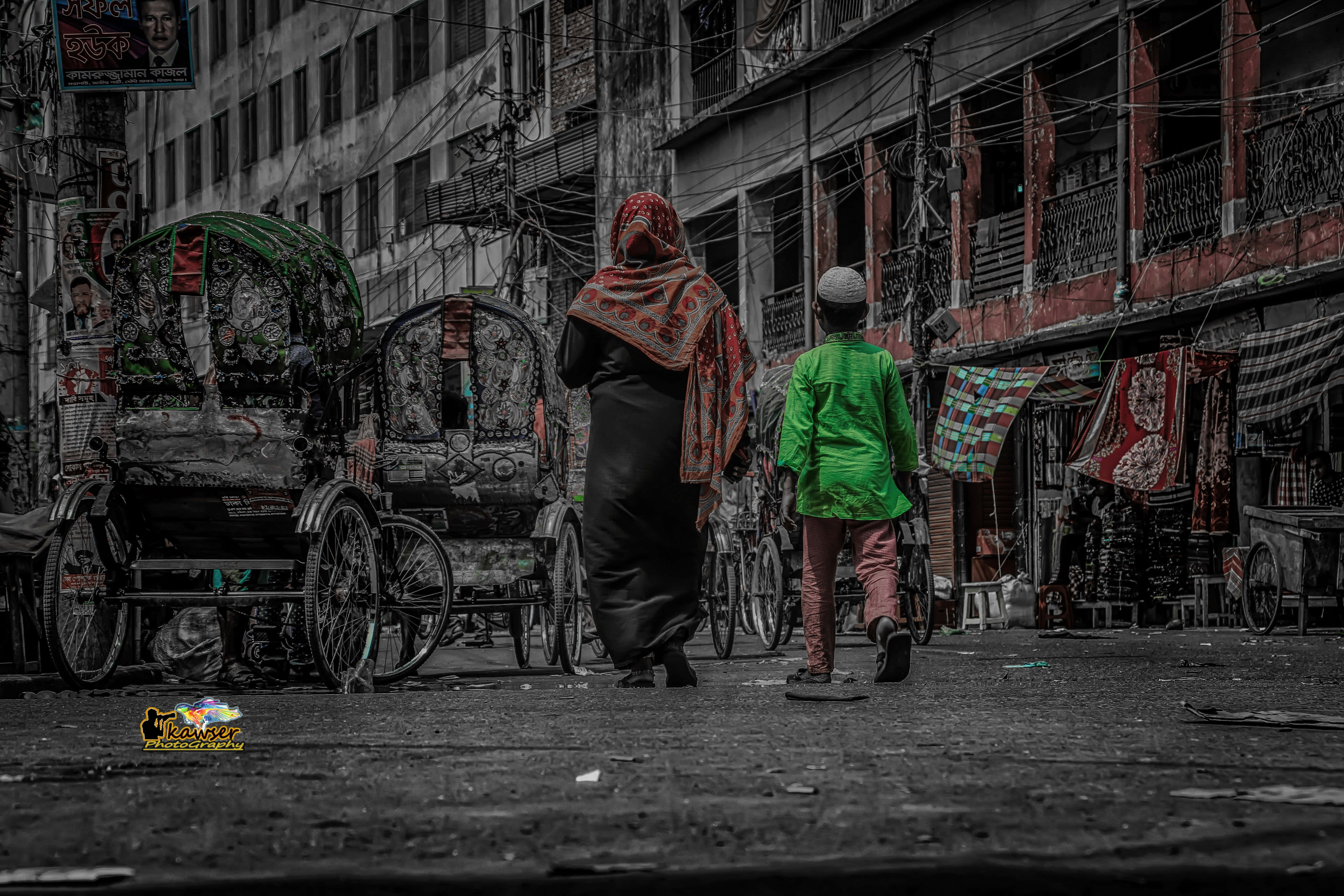 Ghetto Hood, two people, narrow urban street, 5K Desktop Wallpaper